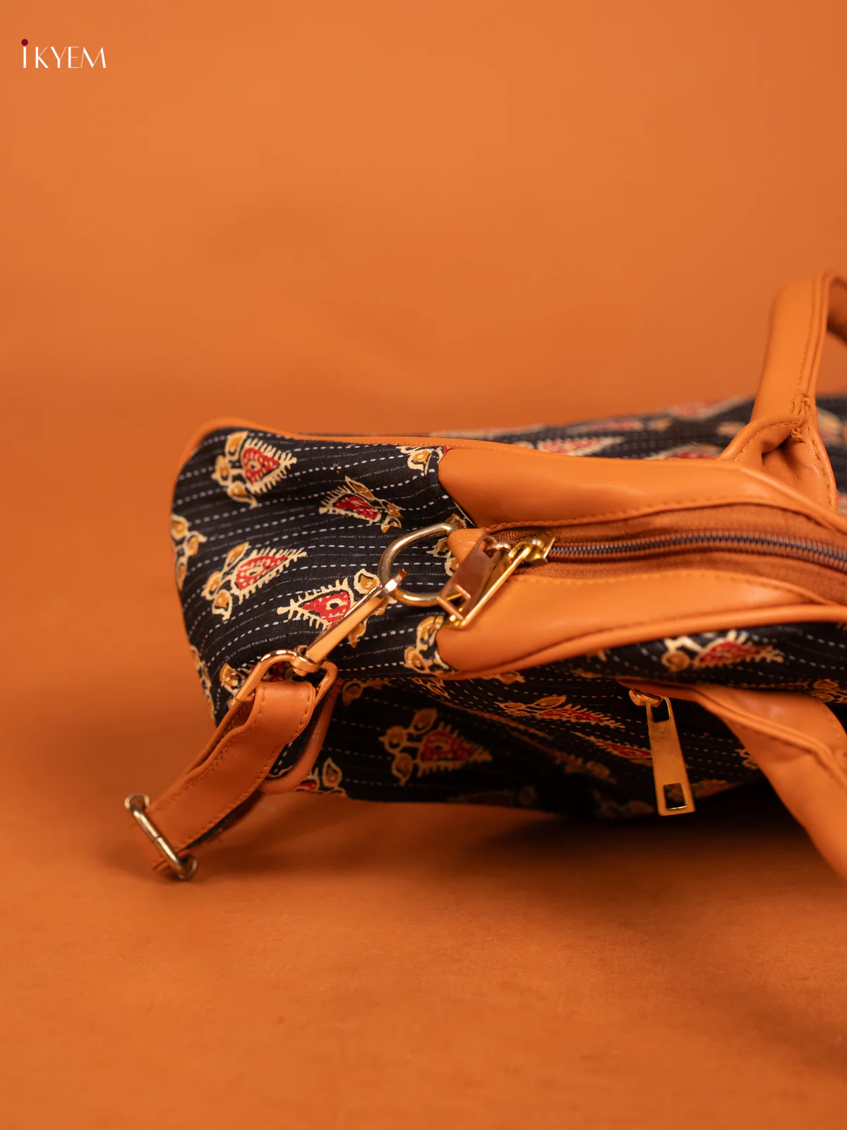Ajrakh print sling bag with pouch - black - Image 5