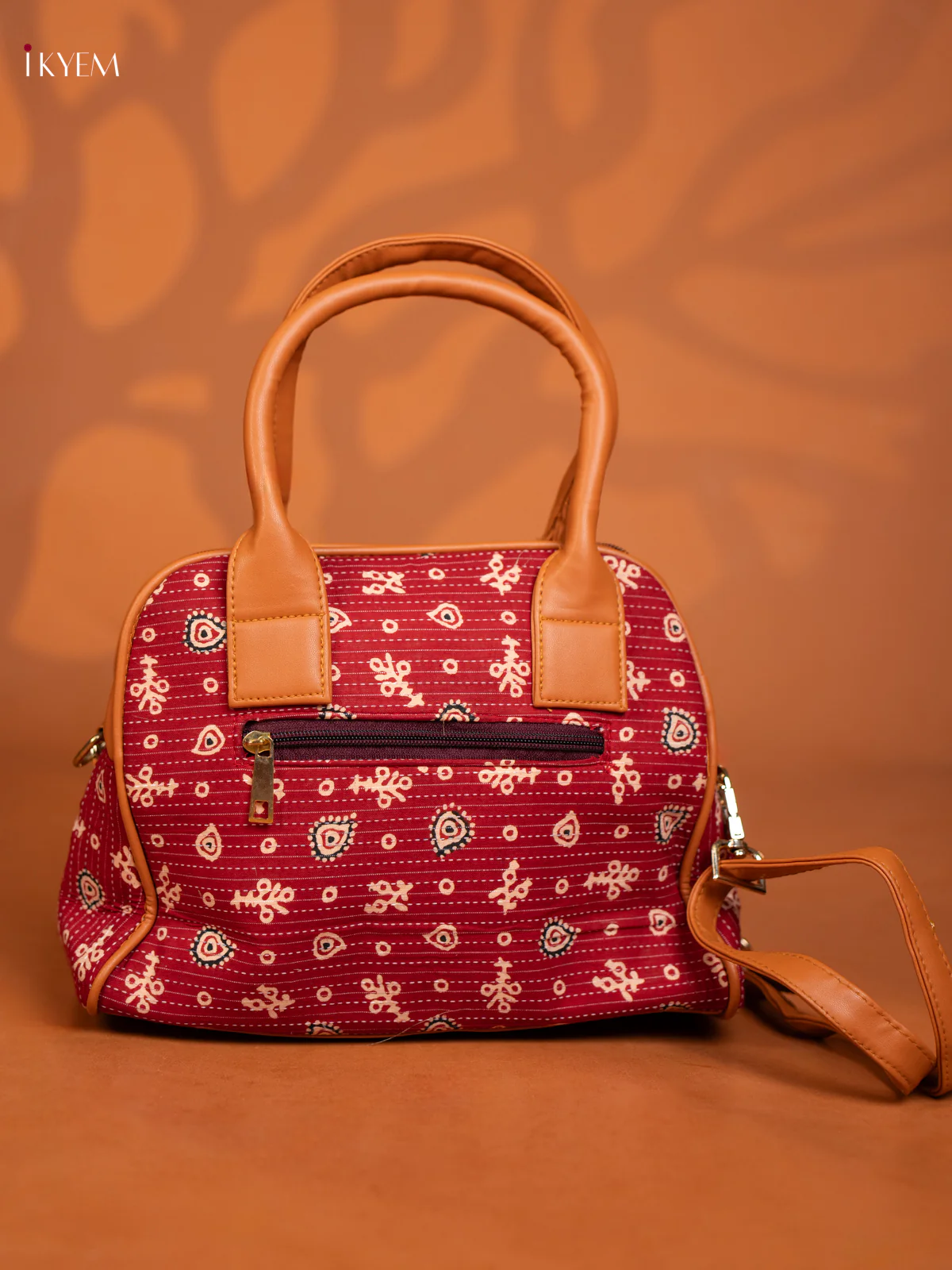 Cotton Ikat Printed handbag & Leather Sling with 2 Compartments 1 Pouch - Red - KE16376 - Image 3