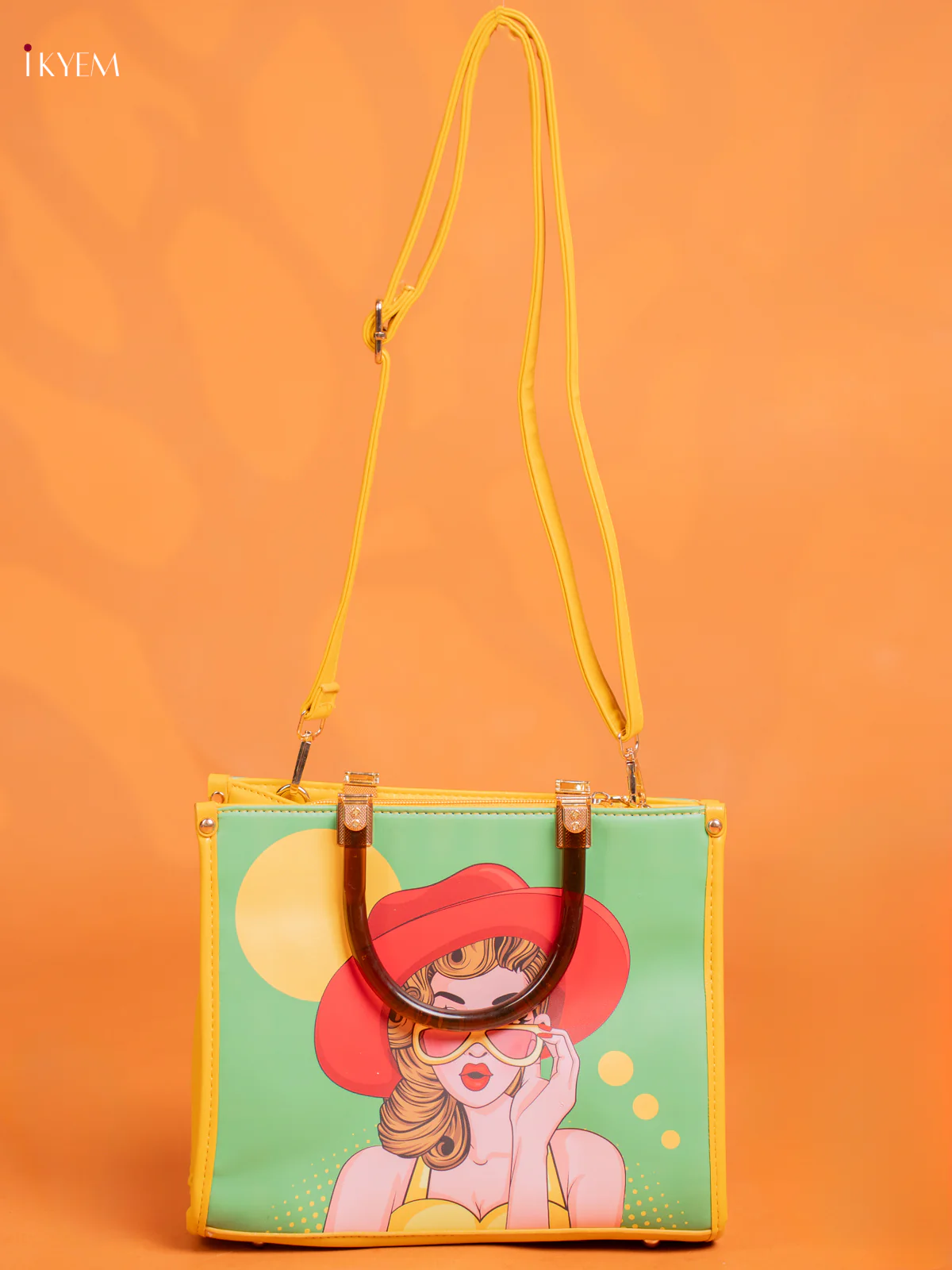 Printed Gurlz Tote bag & Leather Sling with 1 Compartments - Green - KE16412