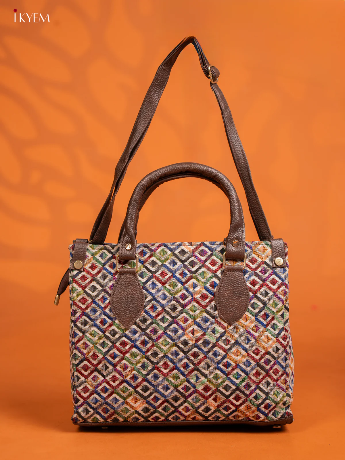 Jacquard Handbag and Leather Sling & Small Pouch with 1 compartment - Maroon with Green - KE16427