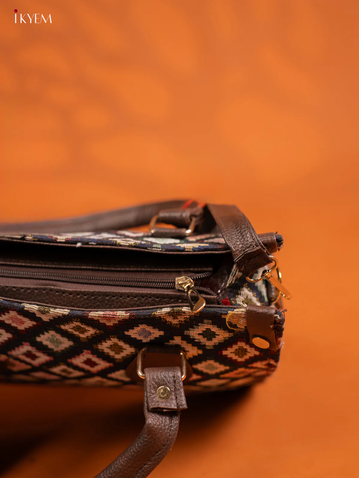 Jacquard Handbag and Leather Sling & Small Pouch with 1 compartment - Navy Blue - KE16428 - Image 5
