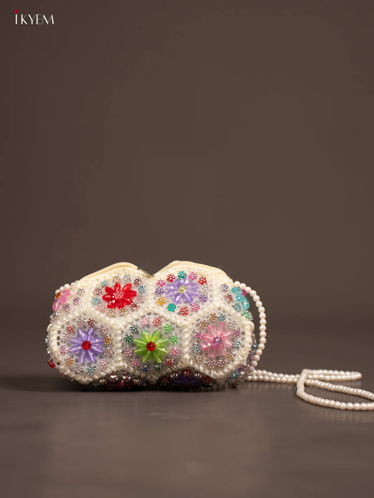 Bead Silng Bag White