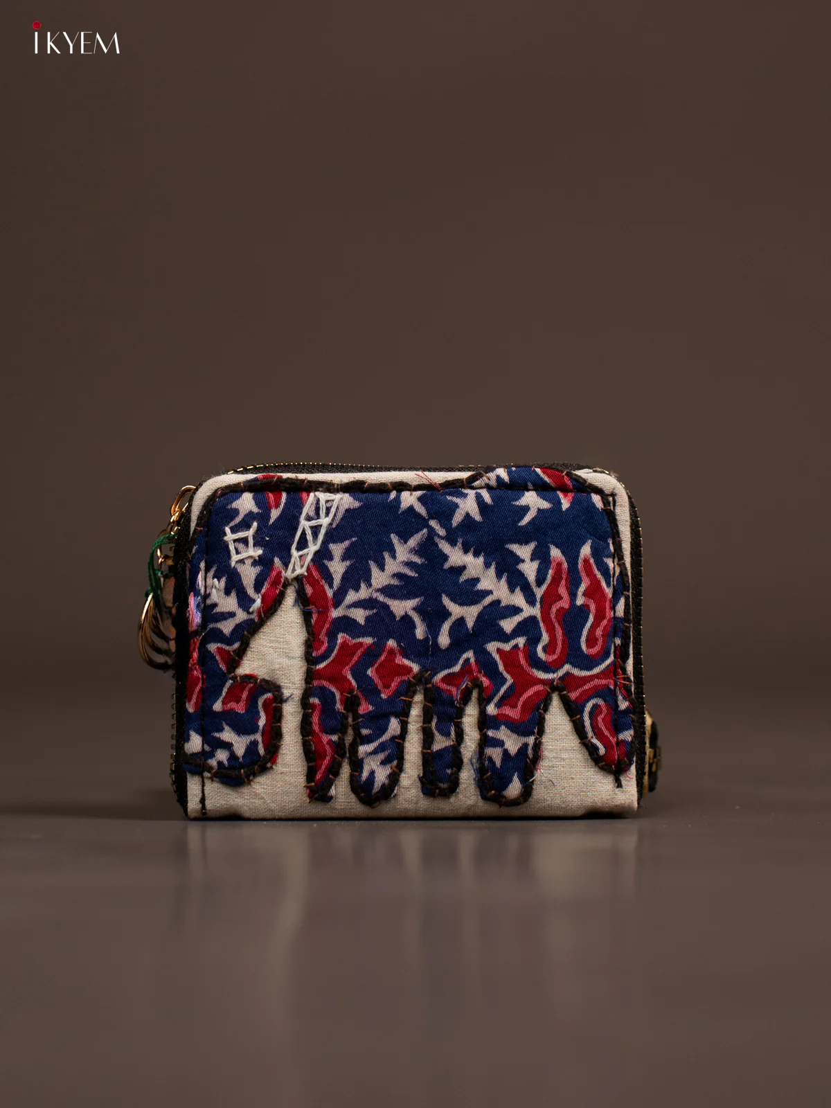 Embroidery Small Wallet - White with navy Blue - KE21201