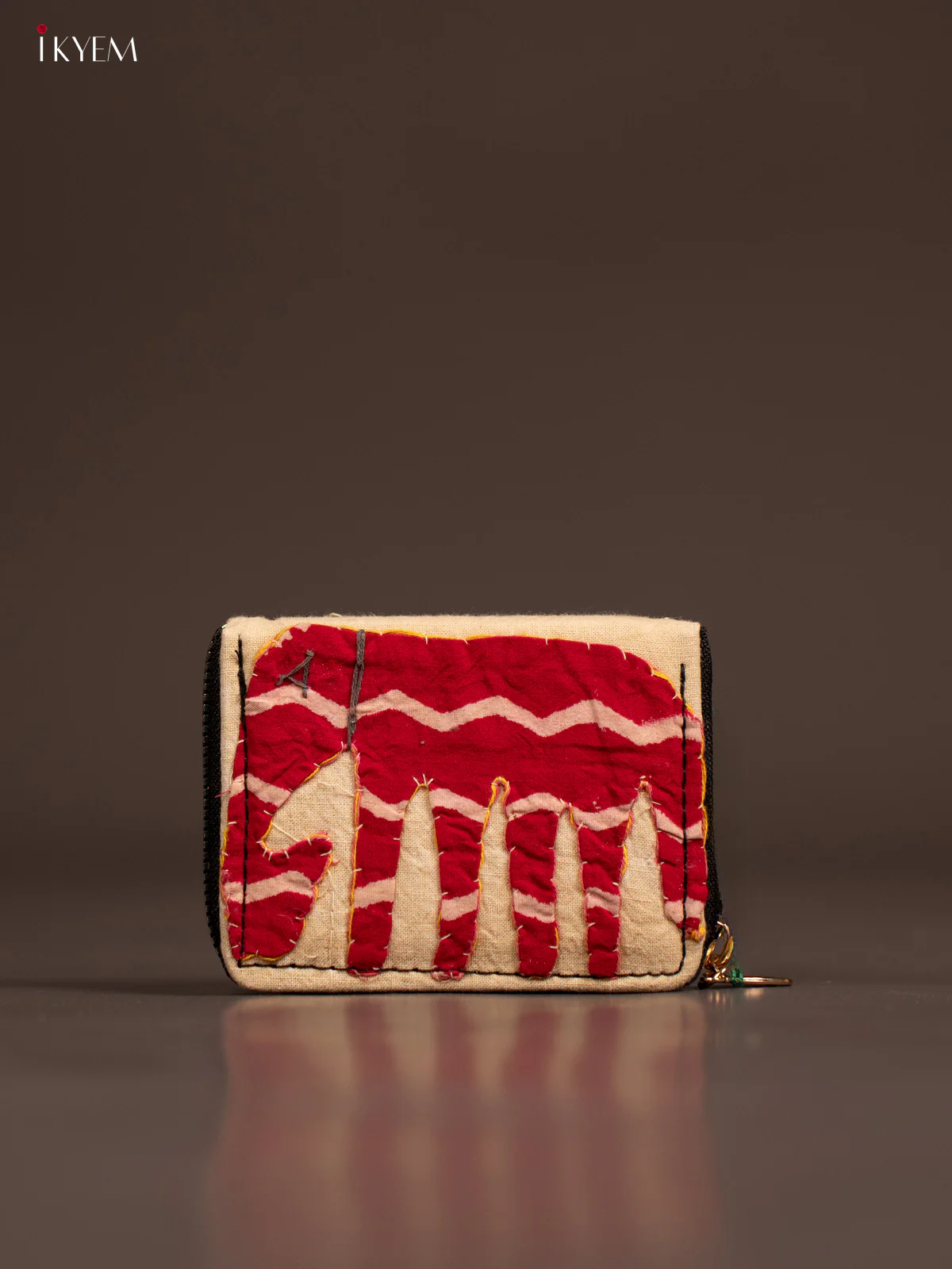 Embroidery Small Wallet - Cream with Red - KE21203
