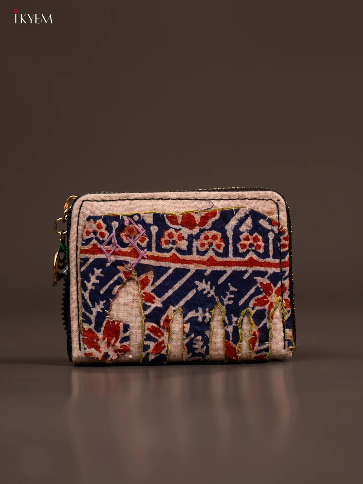 Embroidery Small Wallet - Sandal with Navy blue - KE21236