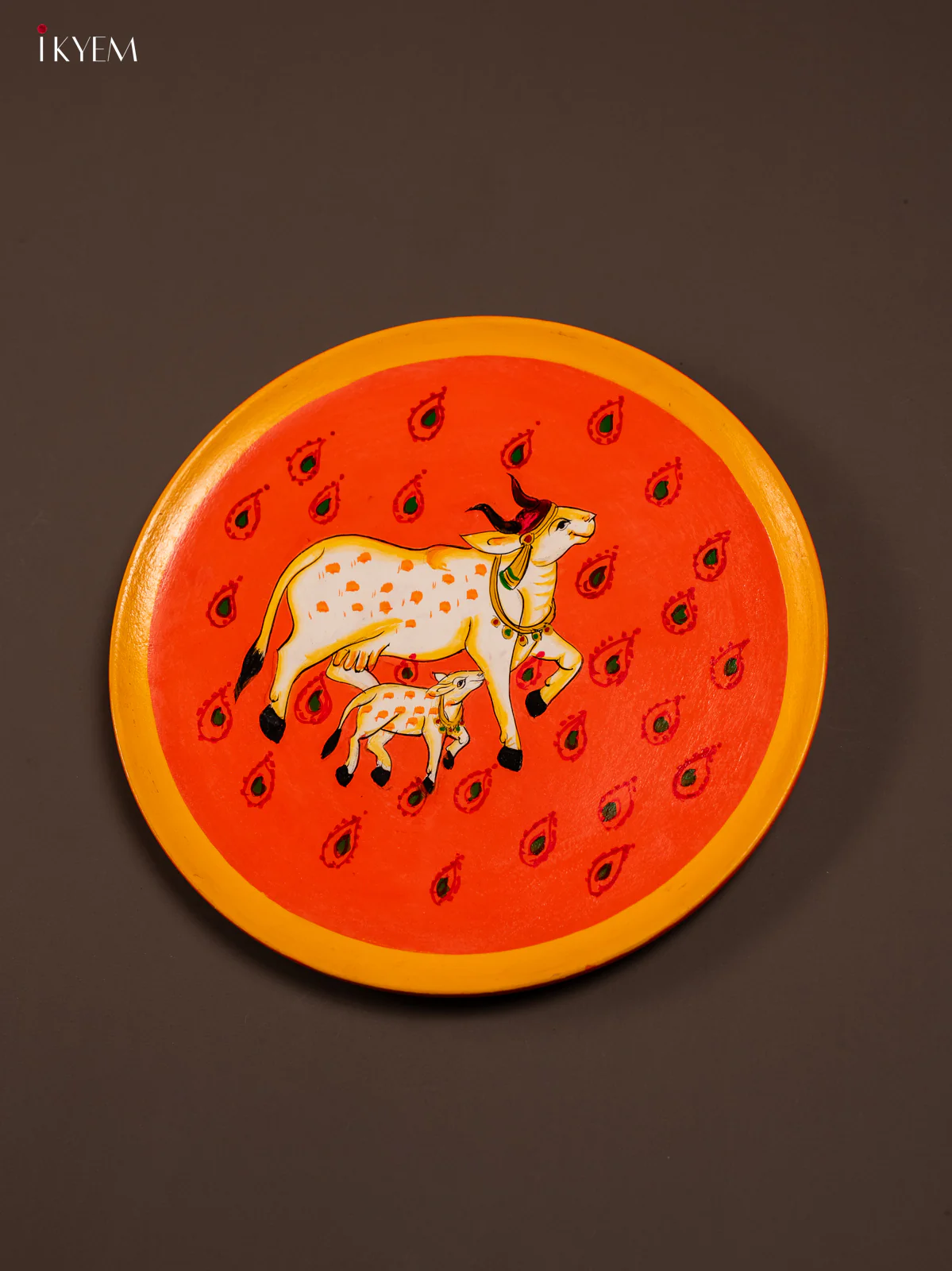 Wooden Hand painted Wall Hanging Plate - Cow & Calf - KE31138 - Image 3