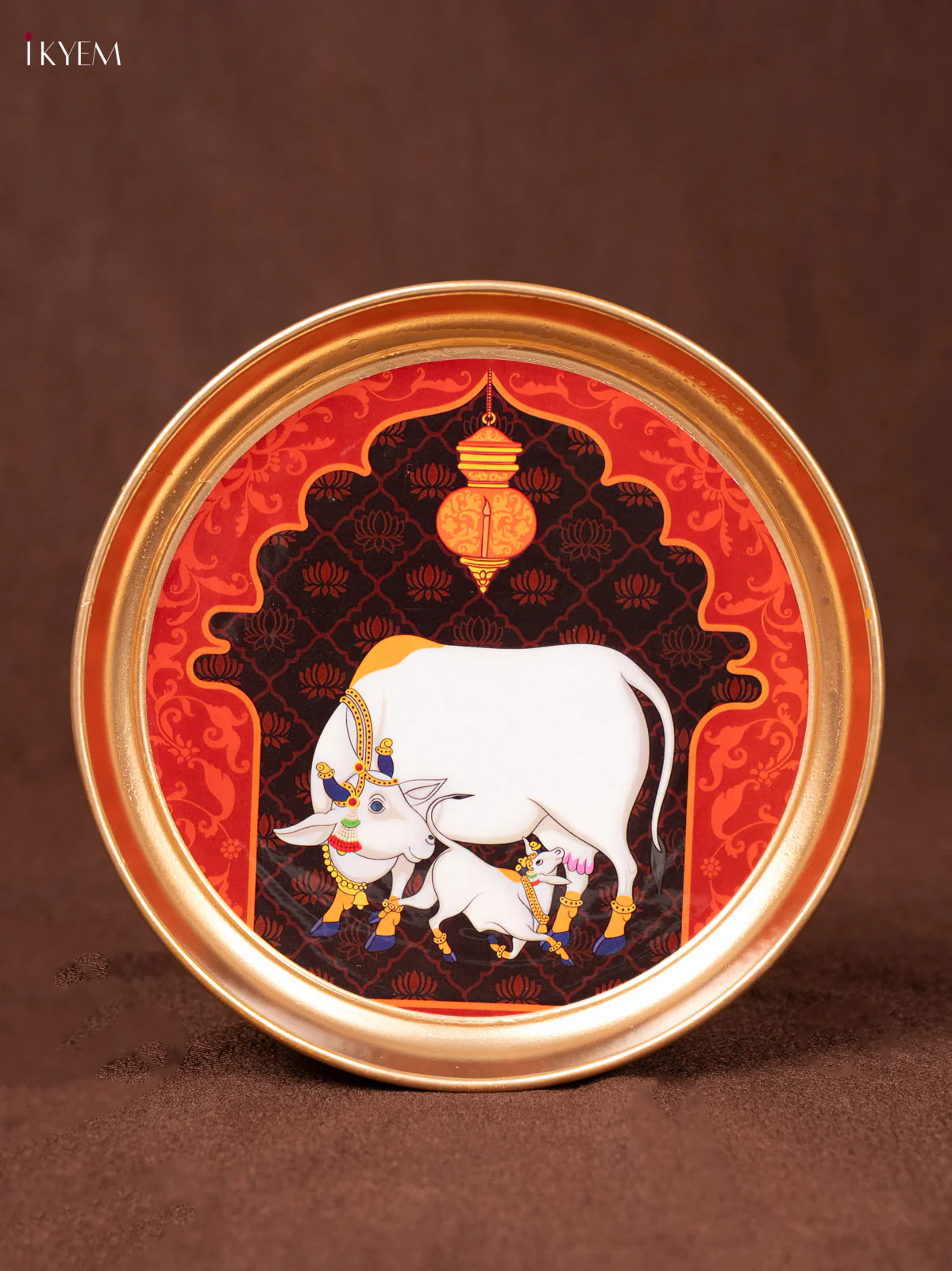 Cow & Calf - Maroon - Printed Brass Coated Plate - 8 inch - KEA1035 - Image 2