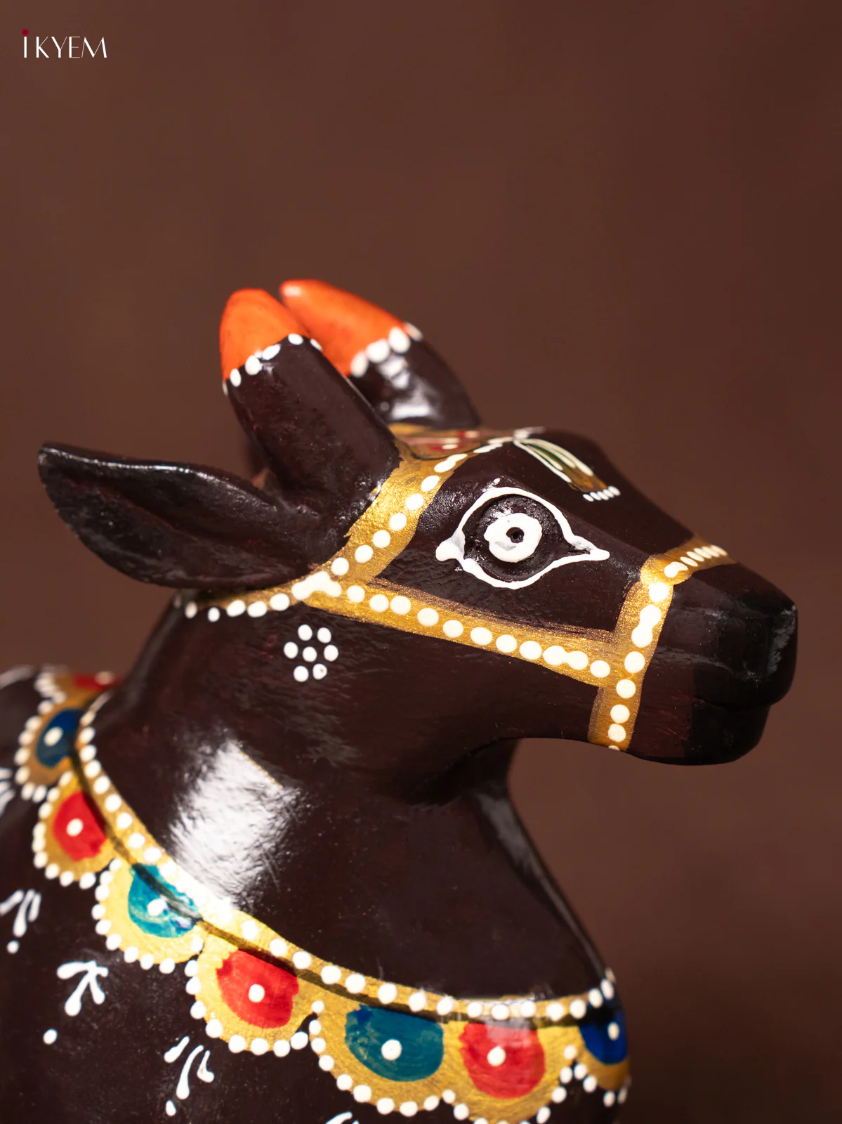 Wooden Craved Nandhi - Blue - KEA1057 - Image 2