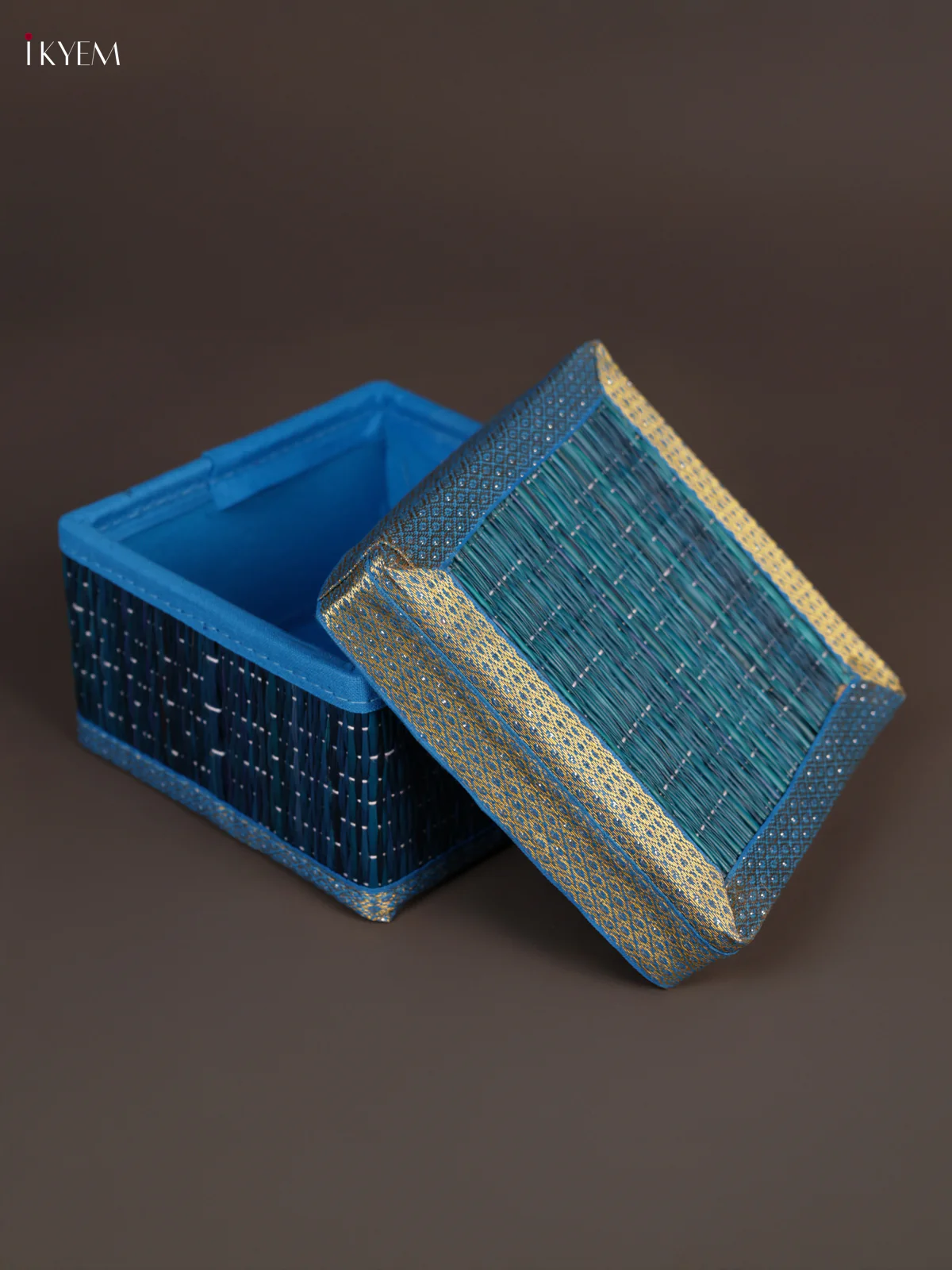 Square Korai Box With Zari Borders - Light Blue - (5×5) - KEA2822 - Image 2