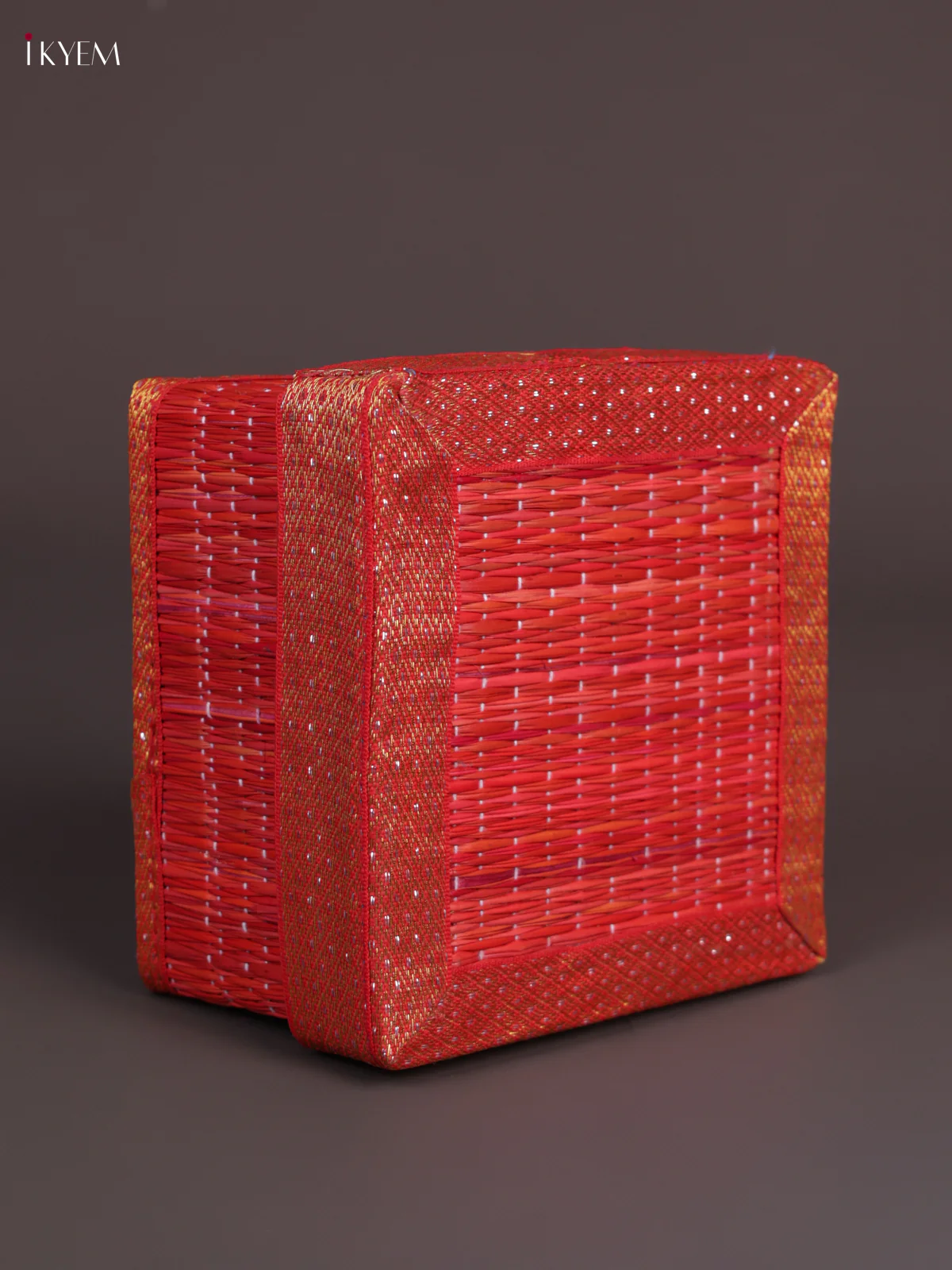 Square Korai Box With Zari Borders - Red - (5×5) - KEA2823 - Image 3