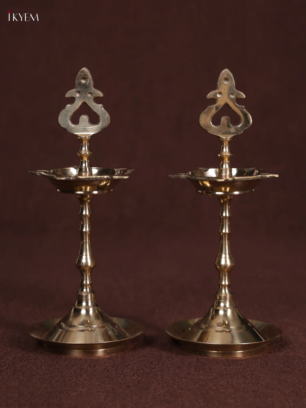 Brass Karaikudi Pirai Design Kuthu Vilakku - Set of 2 - 7 inch - KEA2902 - Image 3