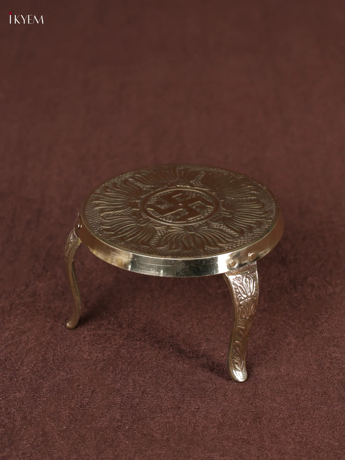 Brass Swastik Mukkali Stool - 4.5x4.5 Inch - KEA2915 - Image 3