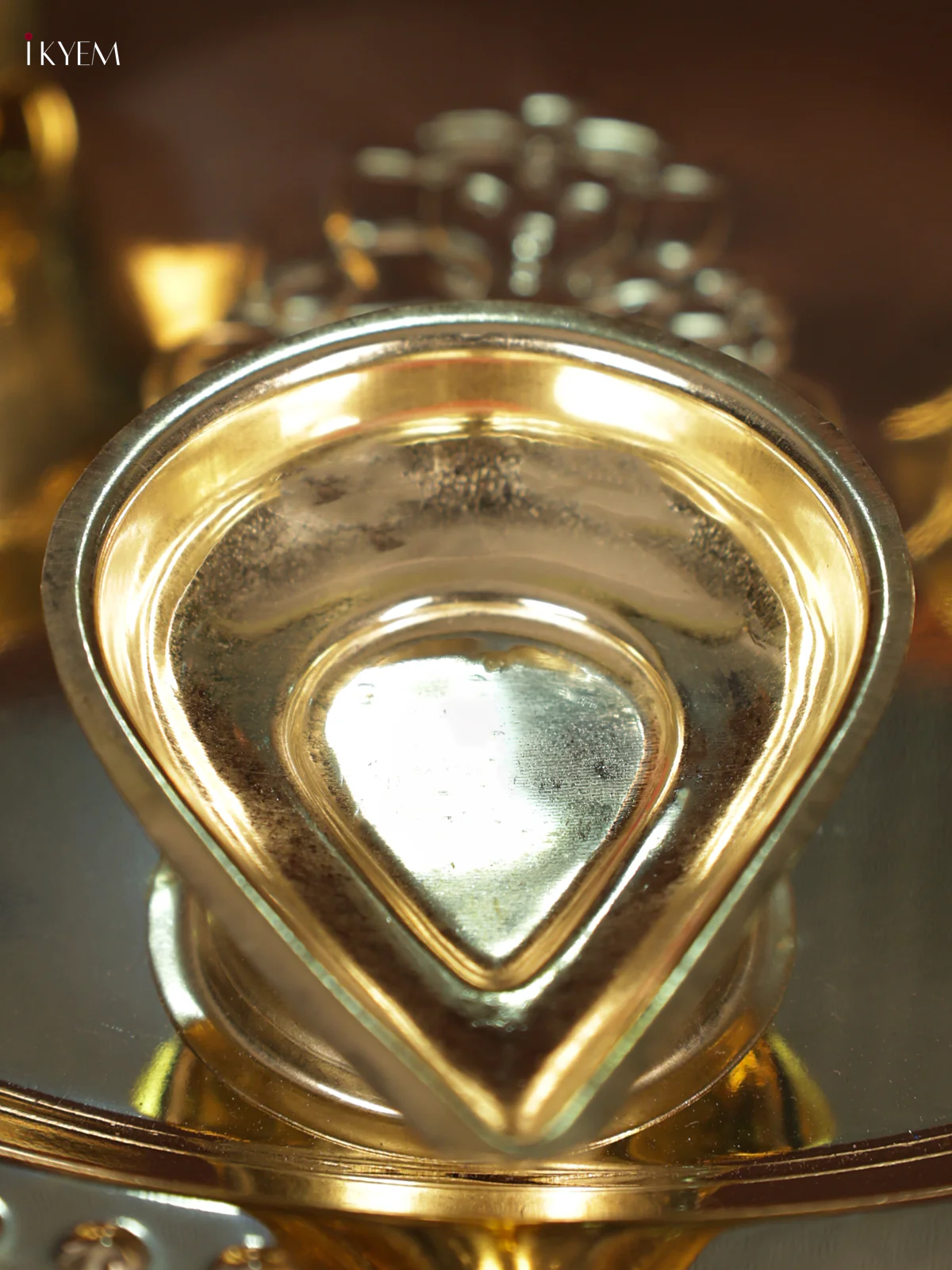 Brass Pooja Thali Set - 11x11 Big - Image 2