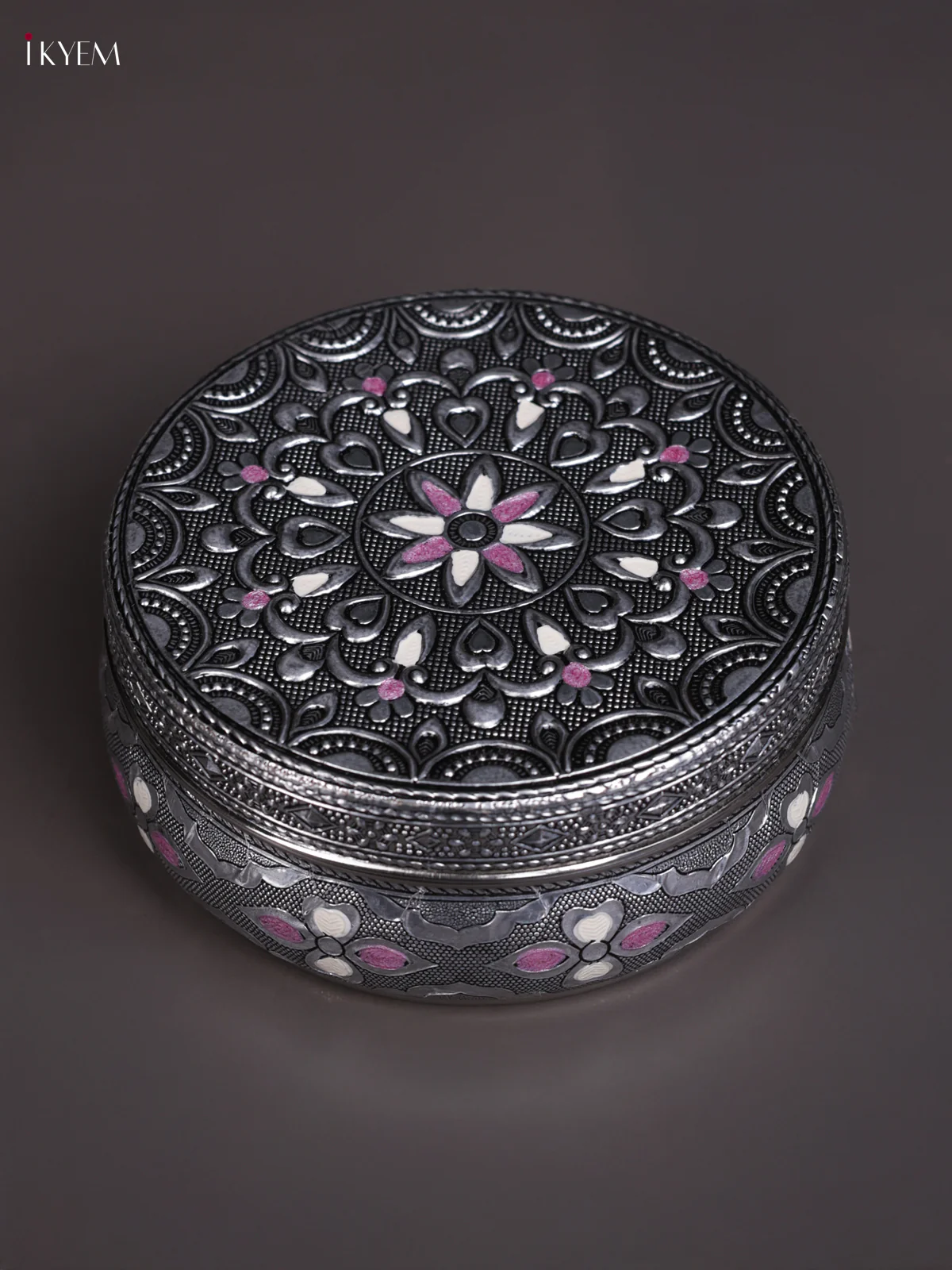 Meenakari Steel Box Flower - Design - (6×6) - KEA3034