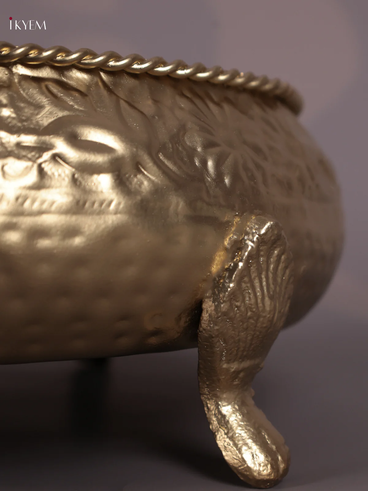 Metal Brass coating Urli 12*12 - KEB21005 - Image 4