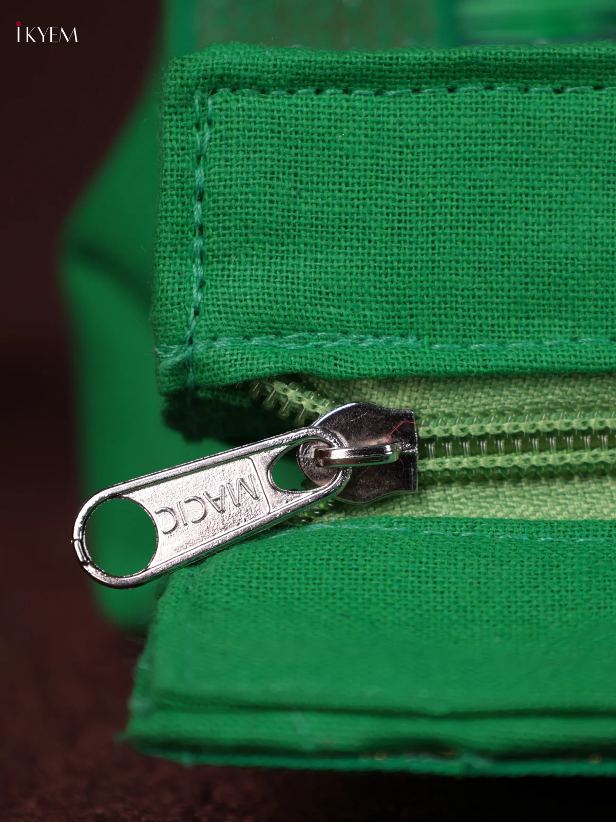 Korai Handbag - Green With Zip - (8×8) - KEB24035 - Image 2