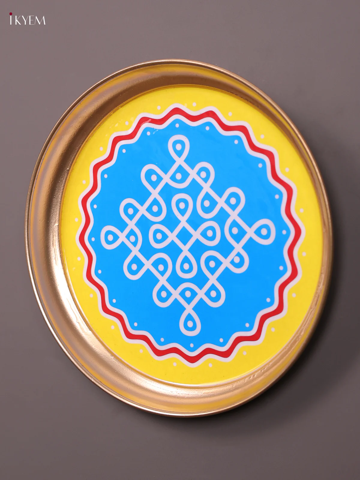 Kolam - Printed Brass Coated Plate With Hook Blue & Yellow - 8 inch - Image 3