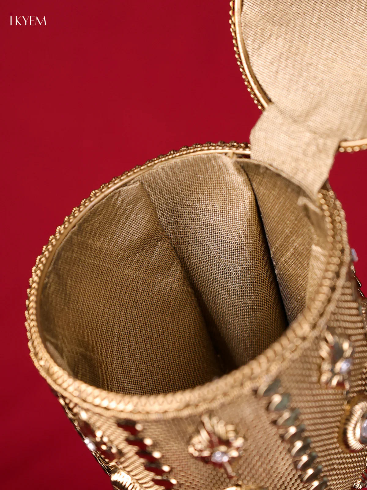 Metal Gold plated Potli HandBag-KED09024 - Image 2