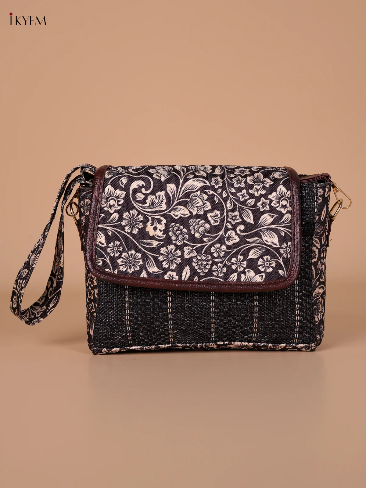 Printed Sling Bag - Black