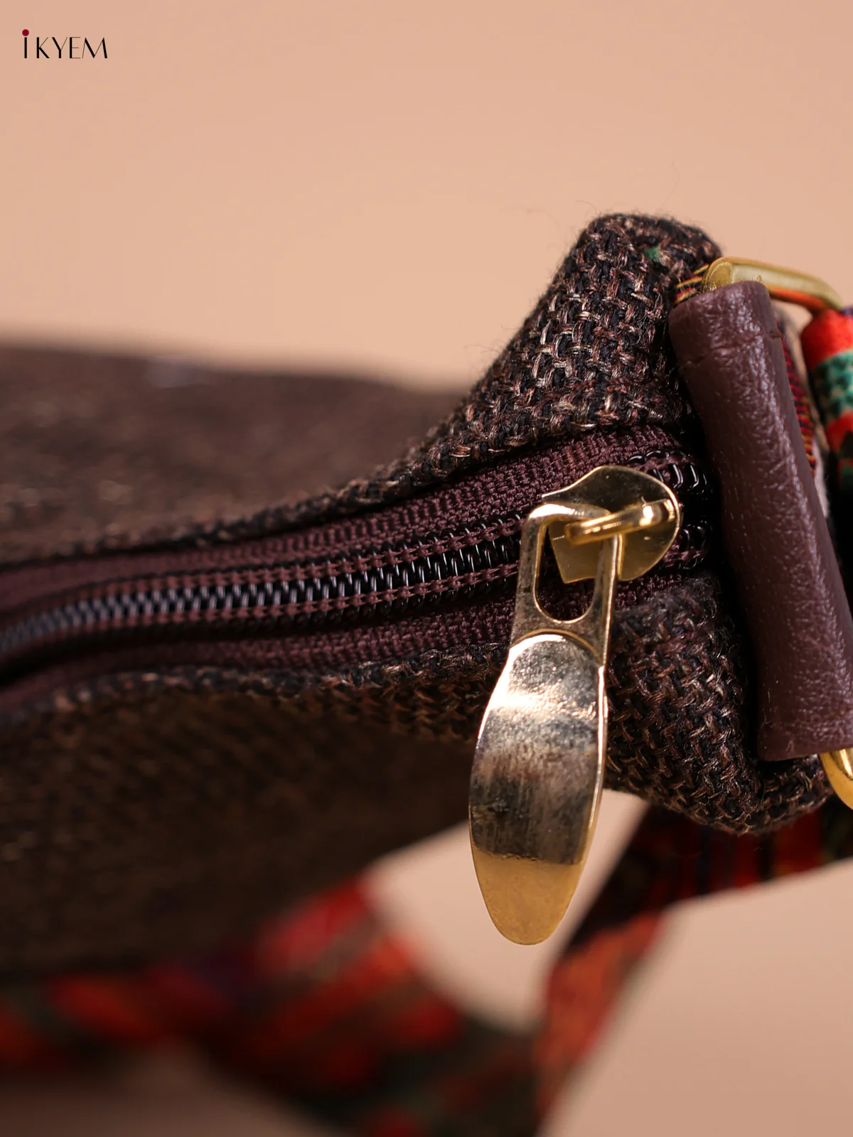 Printed Sling Bag - Brown & Pink - Image 3