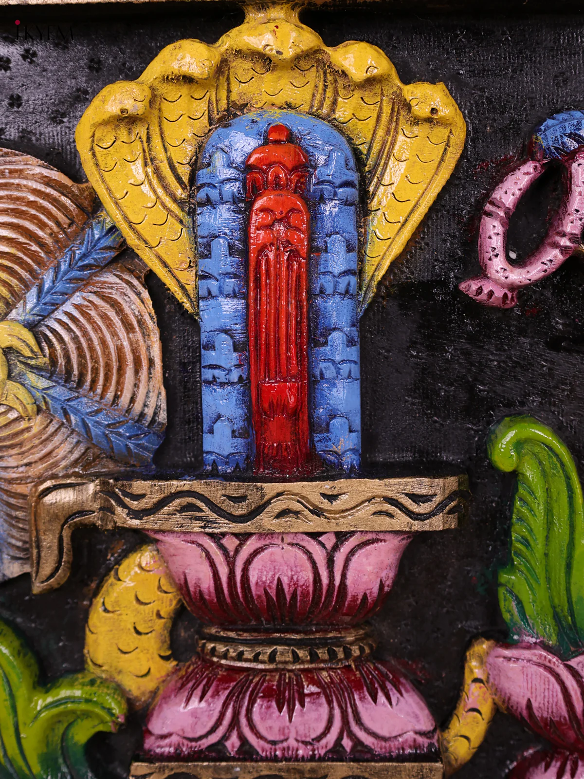 Wooden Handpainted Kalahesti Sivan with elephant Statue-KED20017 - Image 2