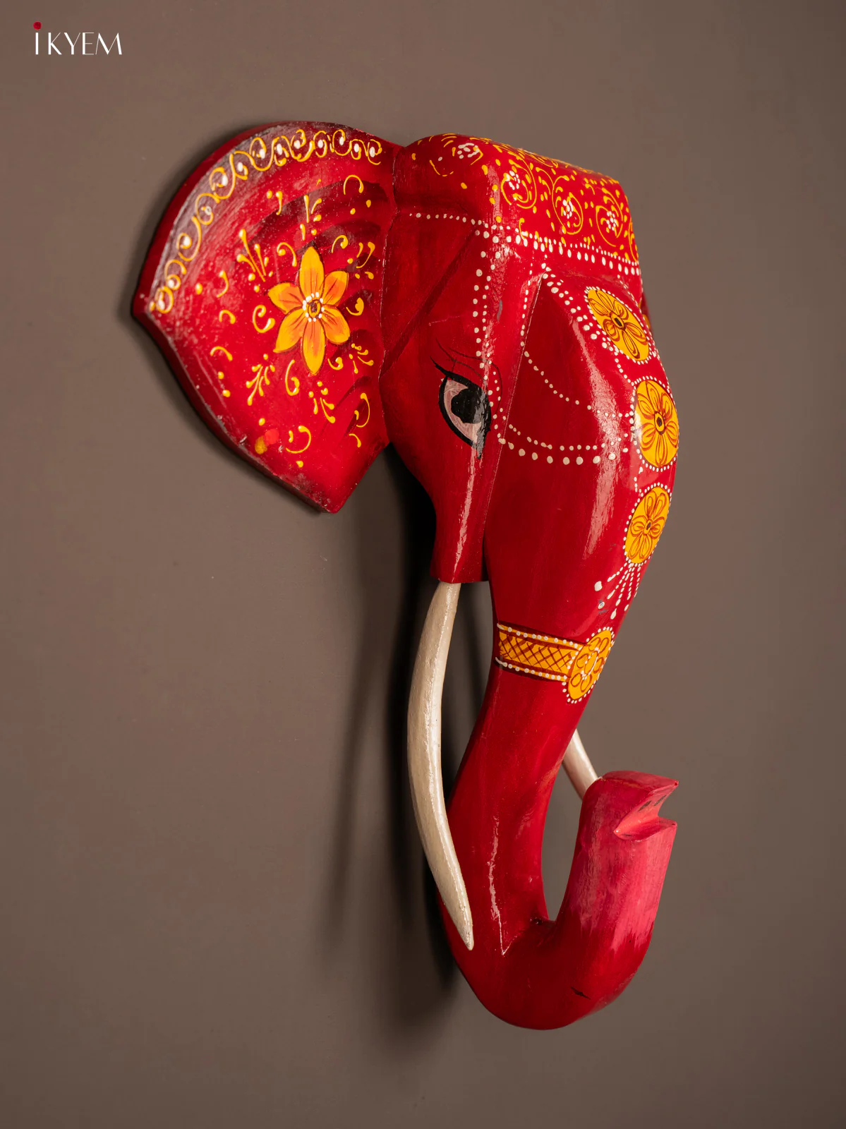wooden hand painted elephant Head - Red - Image 2