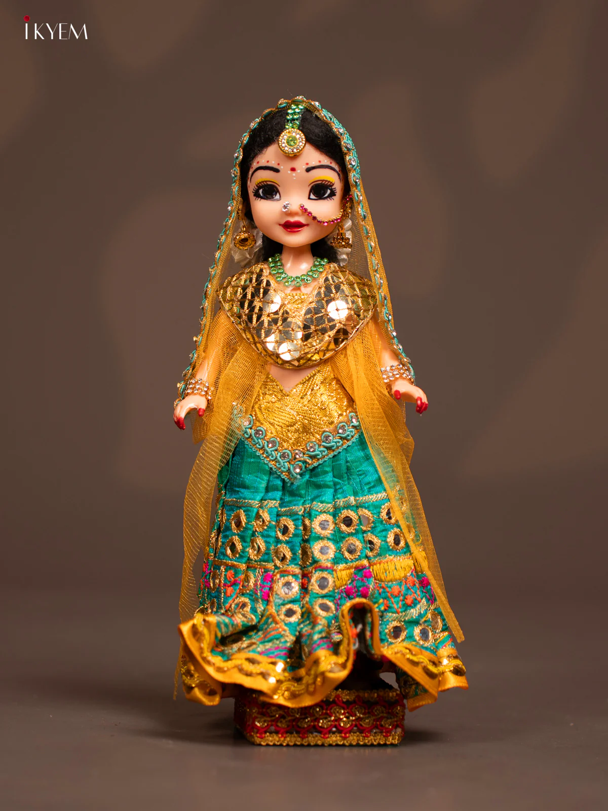 Radha Krishna Couple - Golu Display Doll - Yellow & Green - KF04121 - Image 4