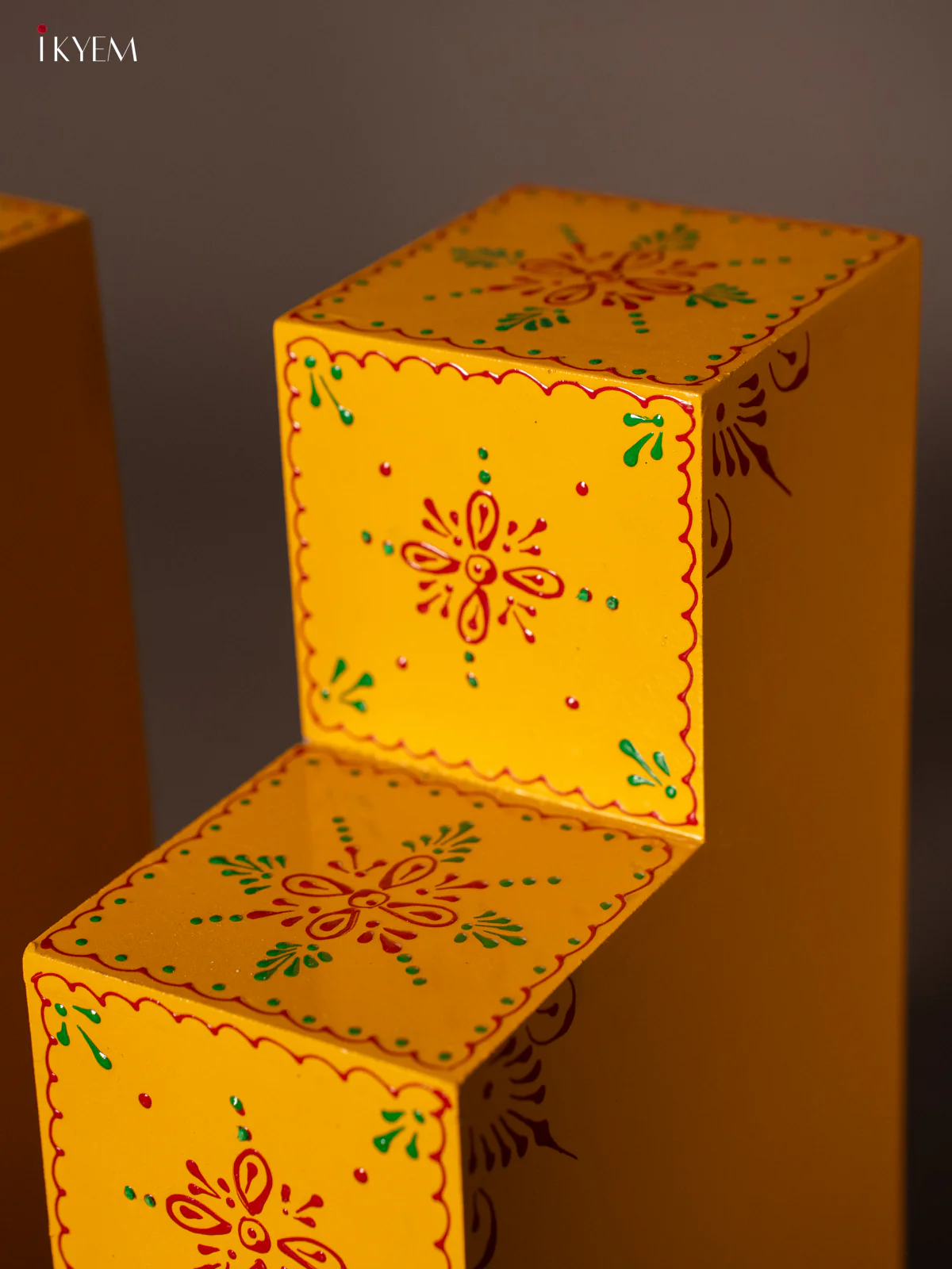 WOODEN HANDPAINTED 3-STEP DIYA PADI (set of 2) - YELLOW - FLORAL - 12 Inches- KF11186 - Image 4