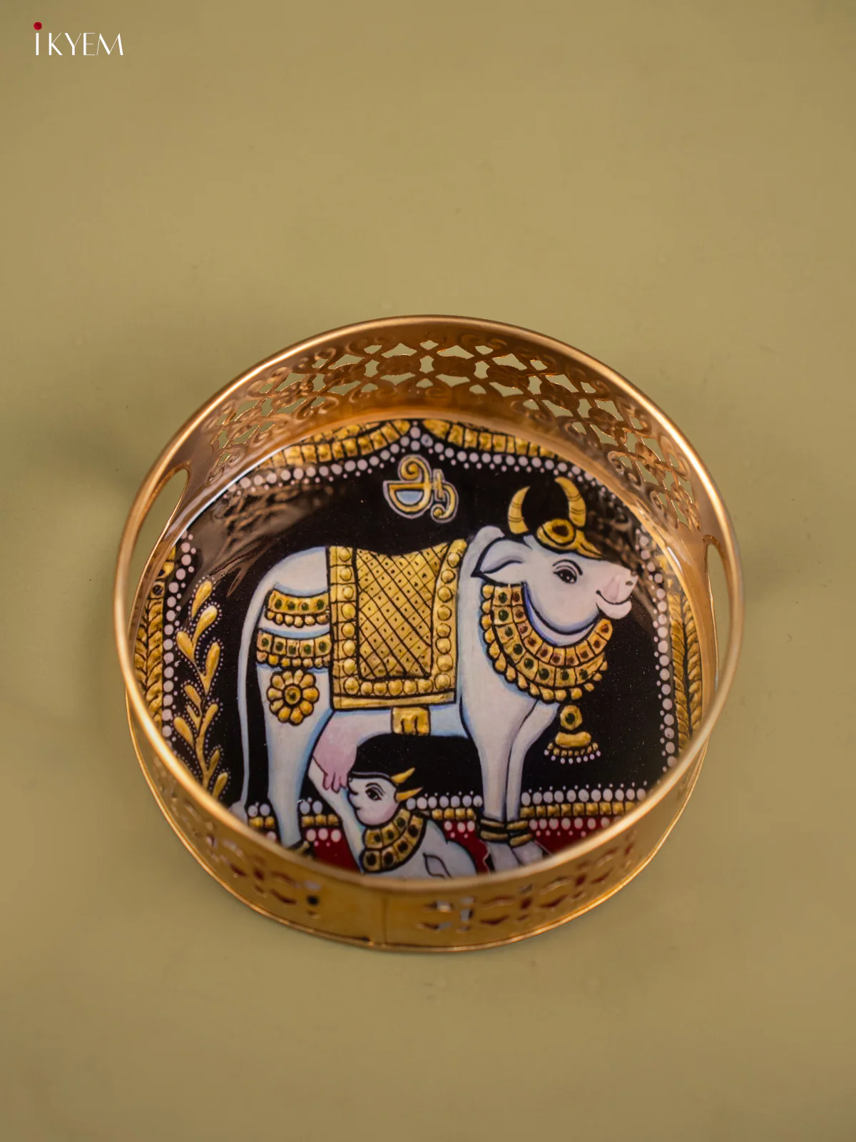 Cow & Calf Printed Round Metal Tray - KF24135 - Image 4