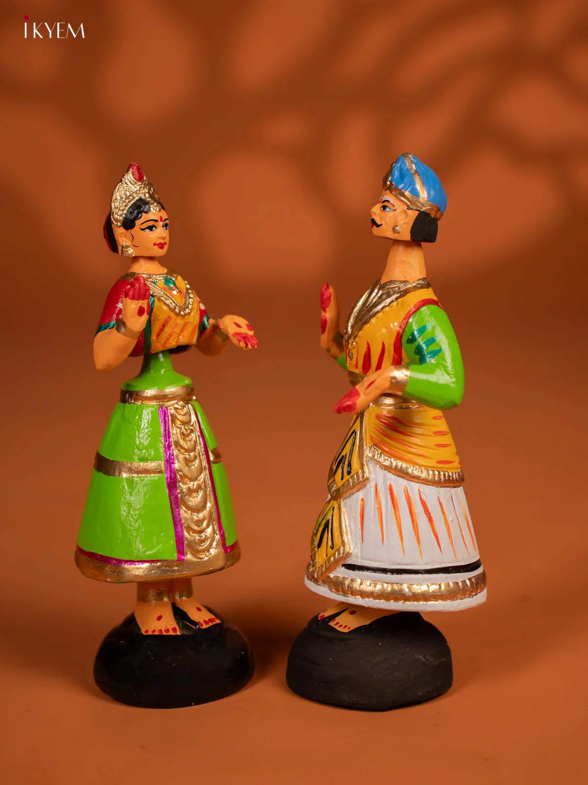 Thanjavur Dancing Doll - Couples - 9.5 Inch - Red & White - KF26111 - Image 2