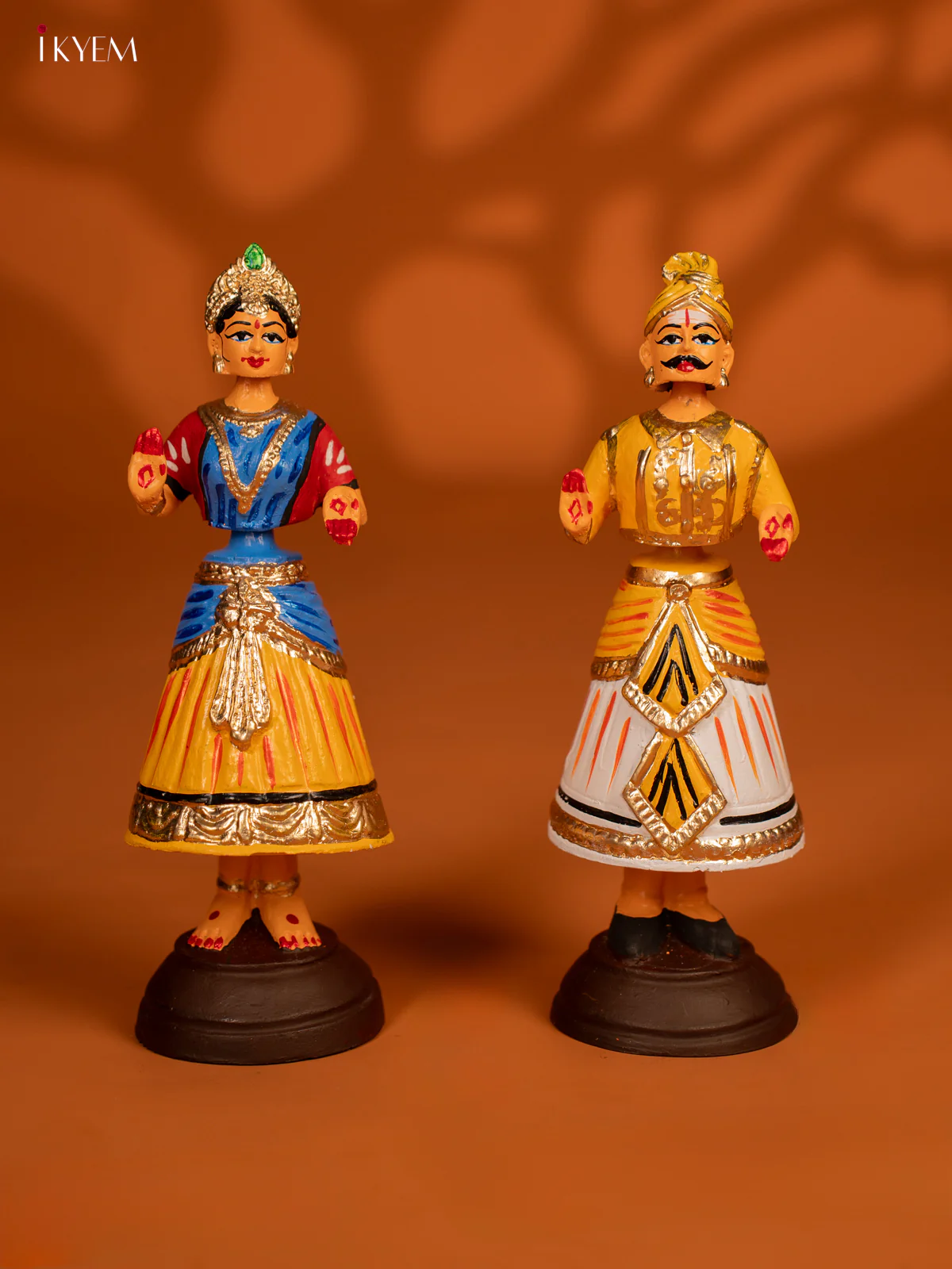 Thanjavur Dancing Doll - Couples - 11 Inch - KF26126