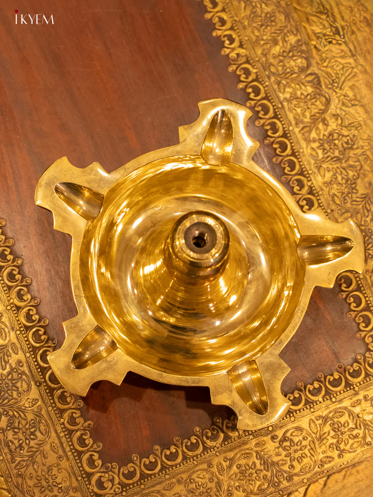 Brass Kuthu Vilakku - KF28116 - Image 7