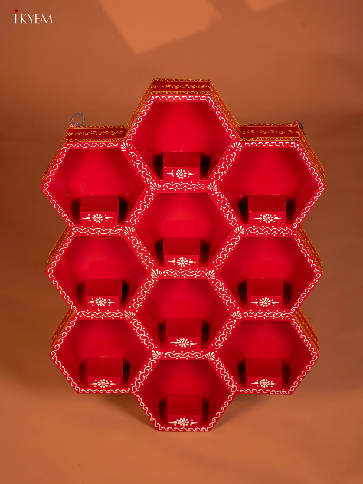 WOODEN HANDPAINTED WALL SHELF 10 OCTAGON BOXES- RED - KG01113 - Image 4