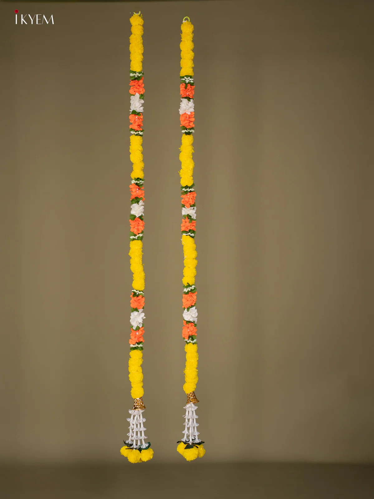 Artificial flowers Toran - orange with yellow - 62 Inch - KG04118