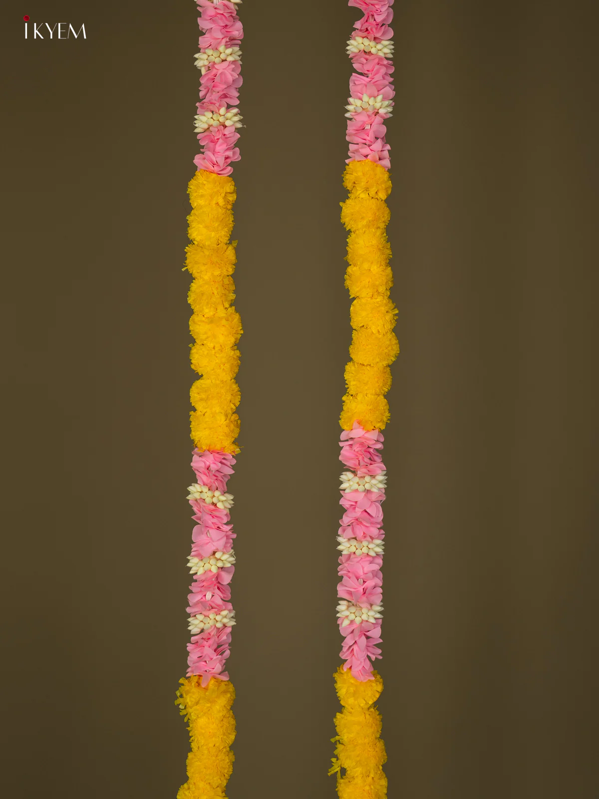 Artificial flowers Toran - Light pink with yellow - 59 Inch - KG04124 - Image 2