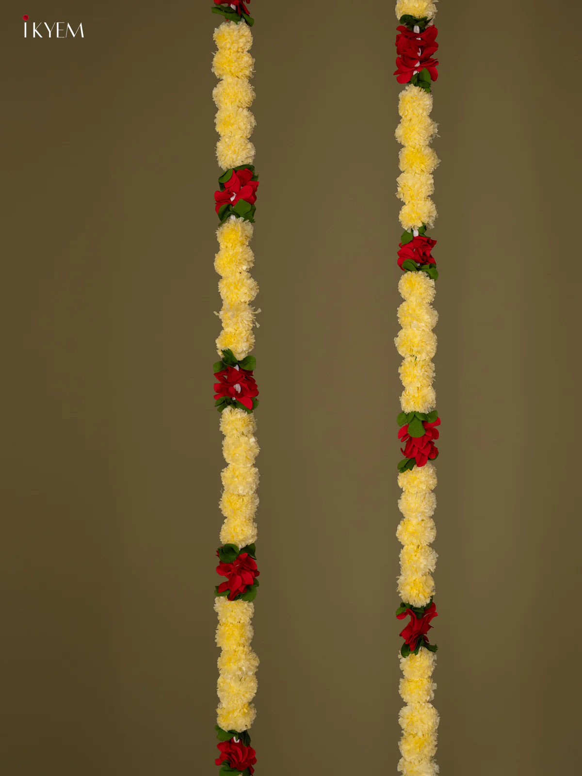 Artificial flowers Toran - red with off-white - 58 Inch - KG04131 - Image 2