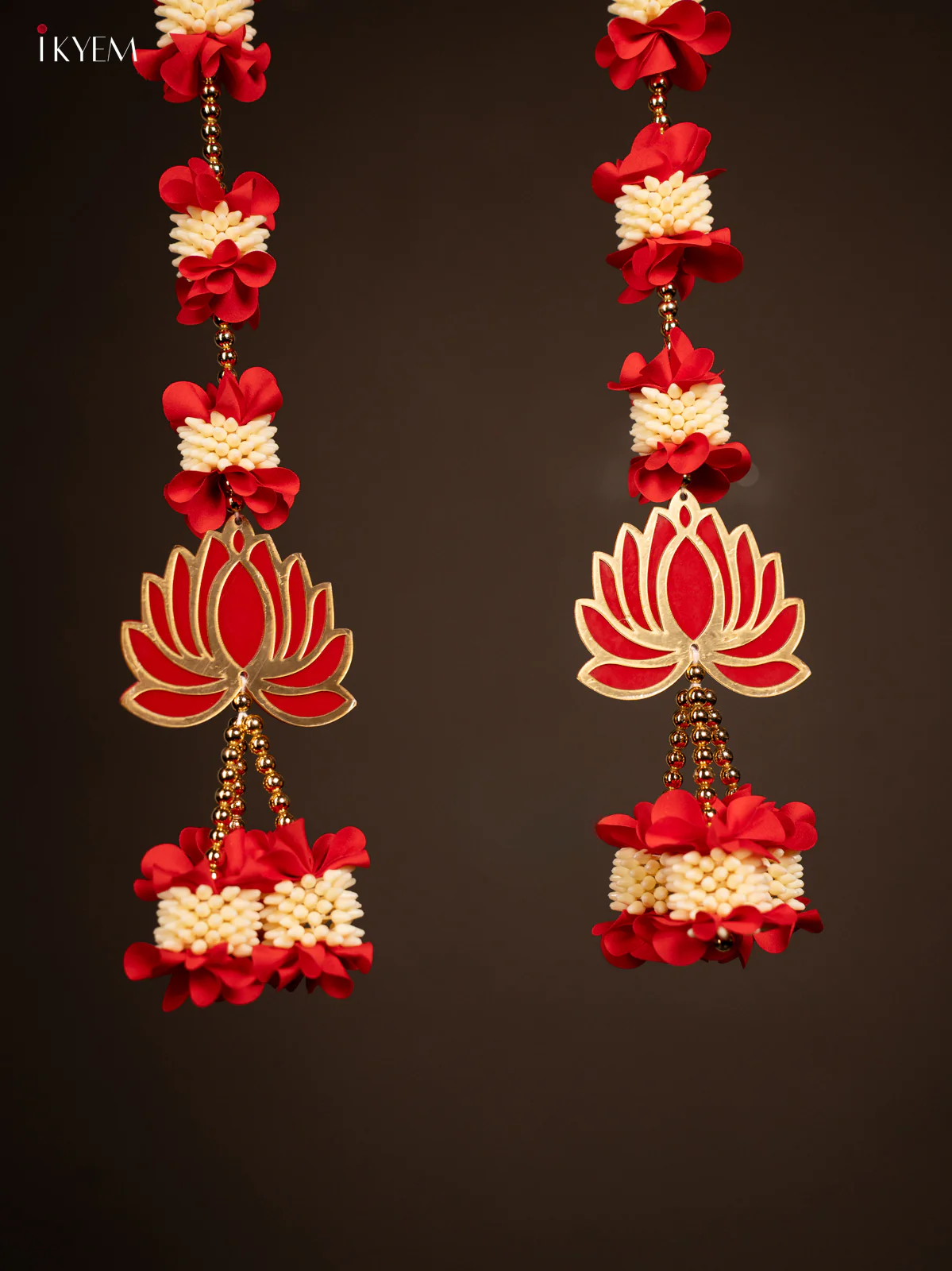 Artificial flowers Toran - Red with white - 33 Inch - KG04146 - Image 3