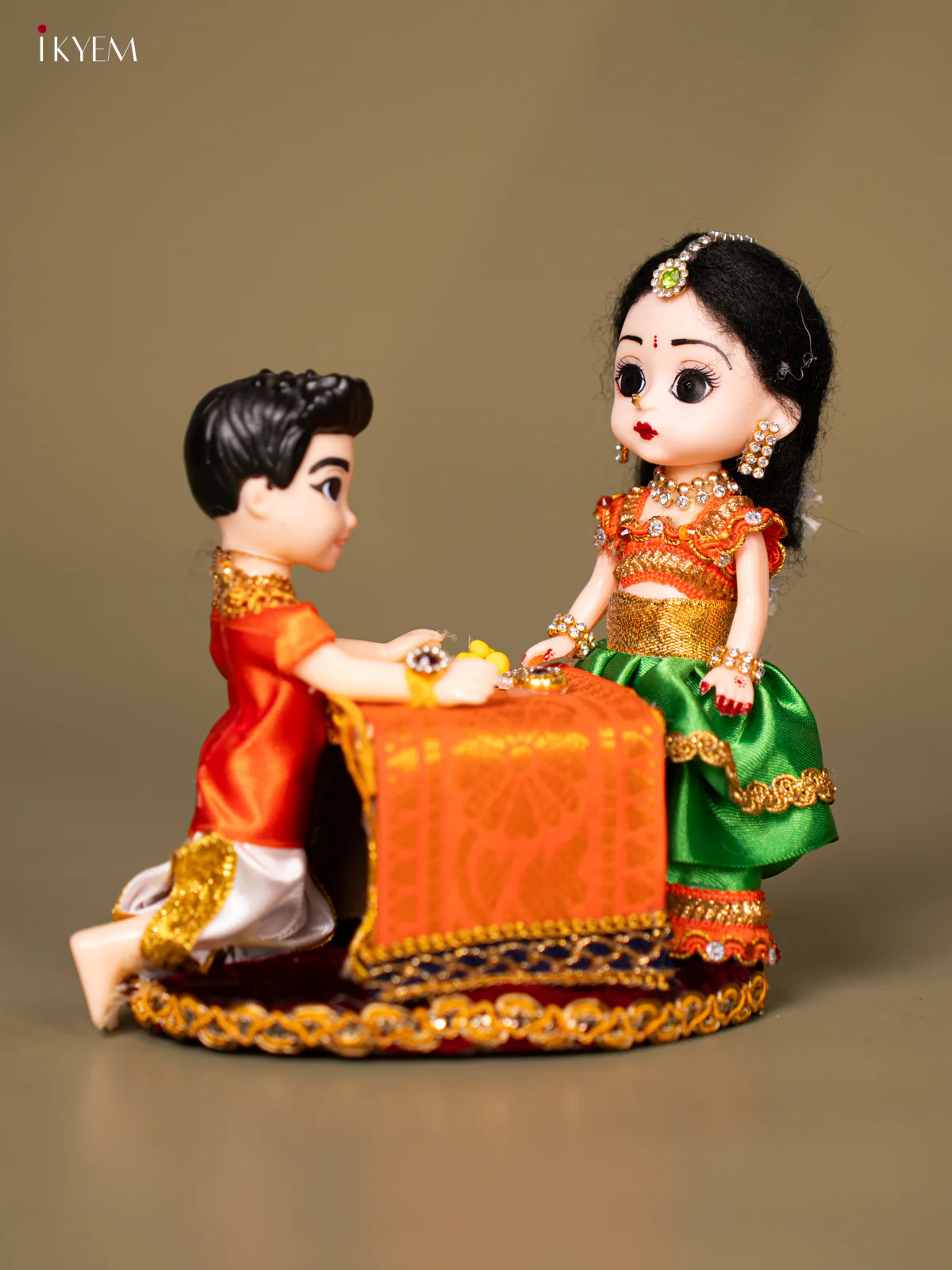 Raksha Bandhan Brother & Sister - Orange with green - KG18122 - Image 4