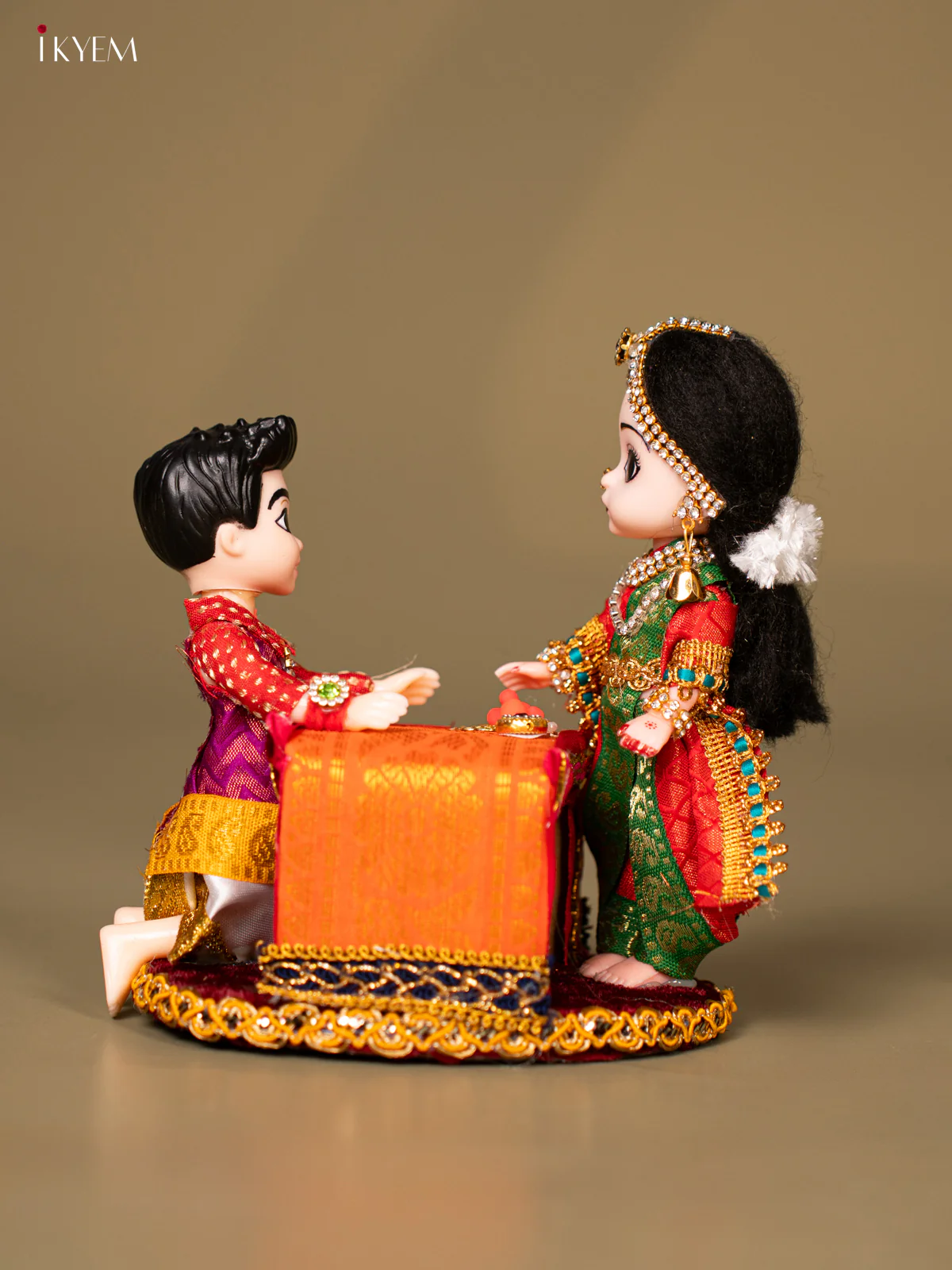 Raksha Bandhan Brother & Sister - purple with green - KG18126