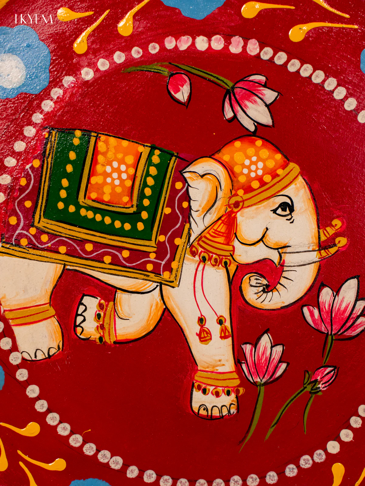 Wooden Handpainted Elephant wall plate - Red - Image 3
