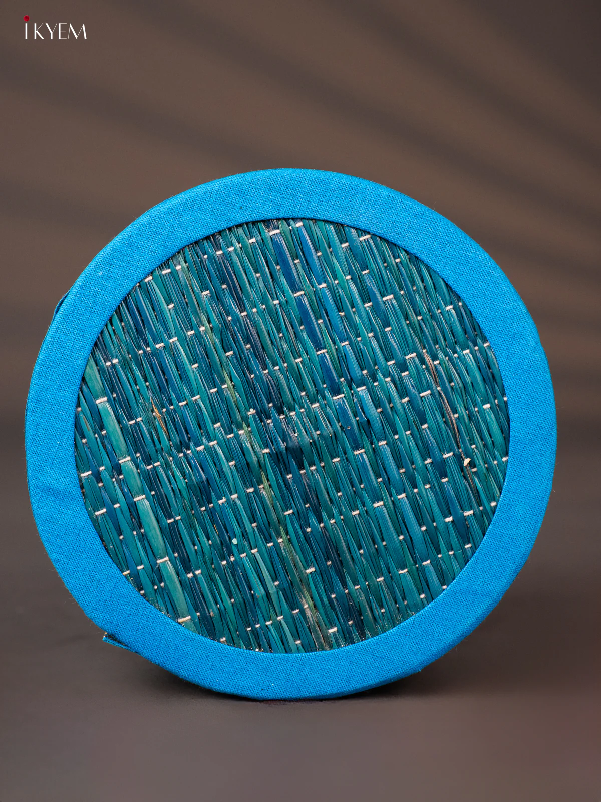 Round Korai Box with Zari borders - Light blue - KH01124 - Image 2
