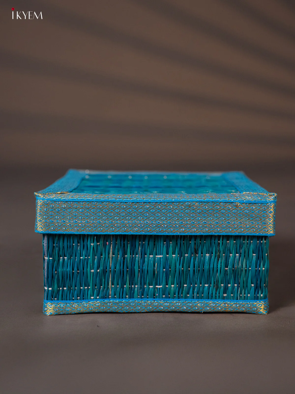 Square Korai Box with Zari borders - light blue - KH01128