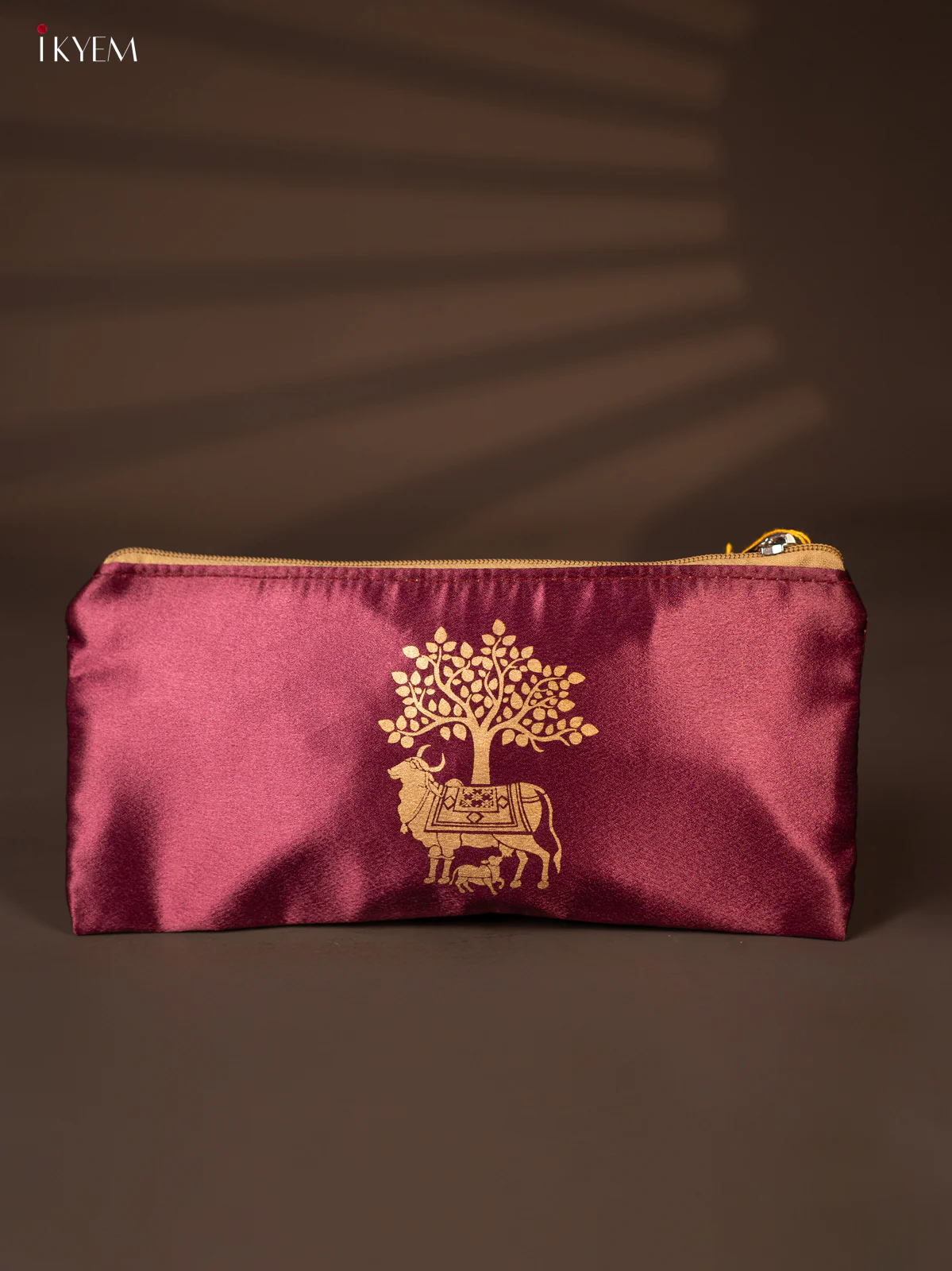 Satin purse cow and calf Maroon - KH04125