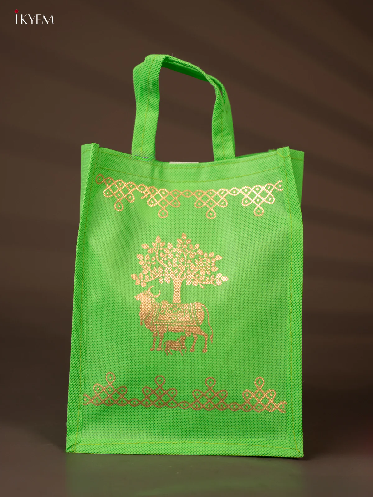 Cow & Calf Printed Non Woven Bag - green - KH04133