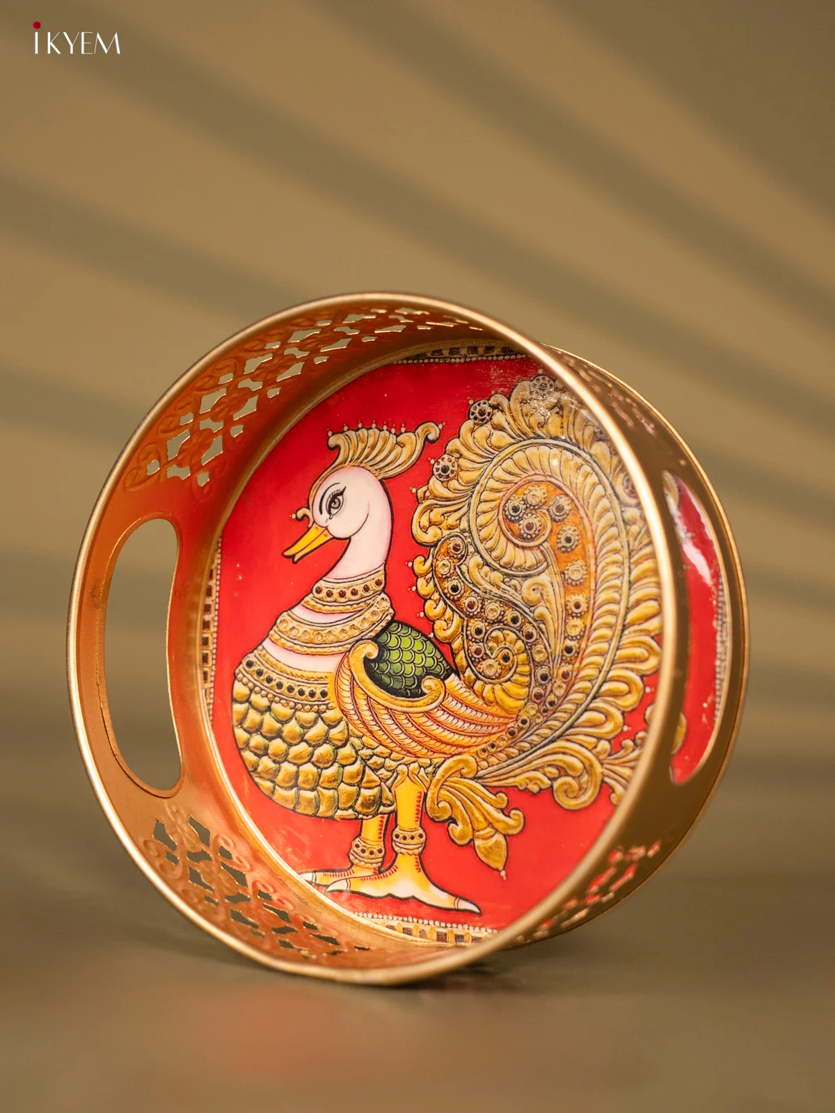 Metal Digital Tray- Annapakshi Red With Green - 6 Inches - KH05170 - Image 3