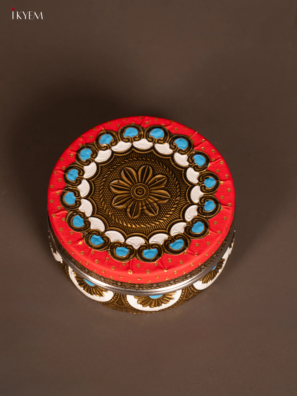 Oxidised Red colour steel box (4x4) - KH09112