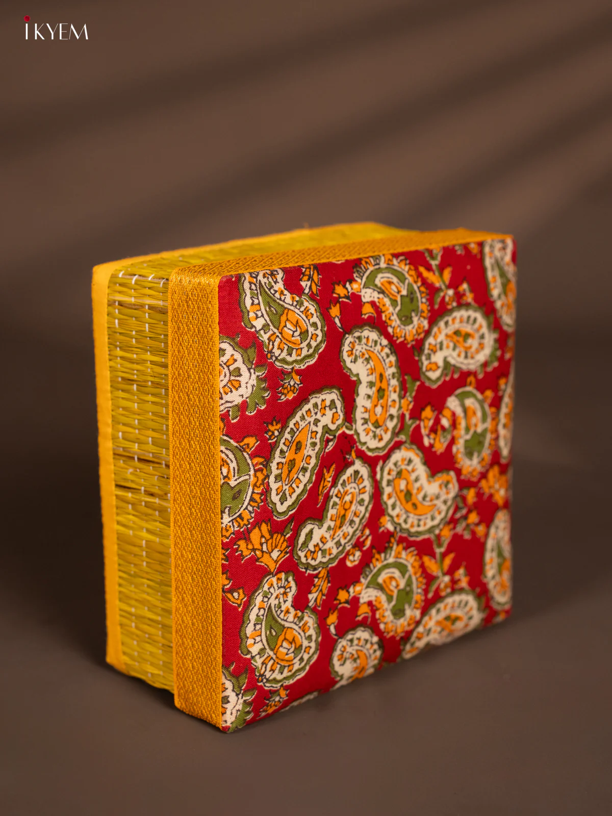 Korai Kalamkari square box - Green - (7.5 x 7.5) Inches - KH14157 - Image 3