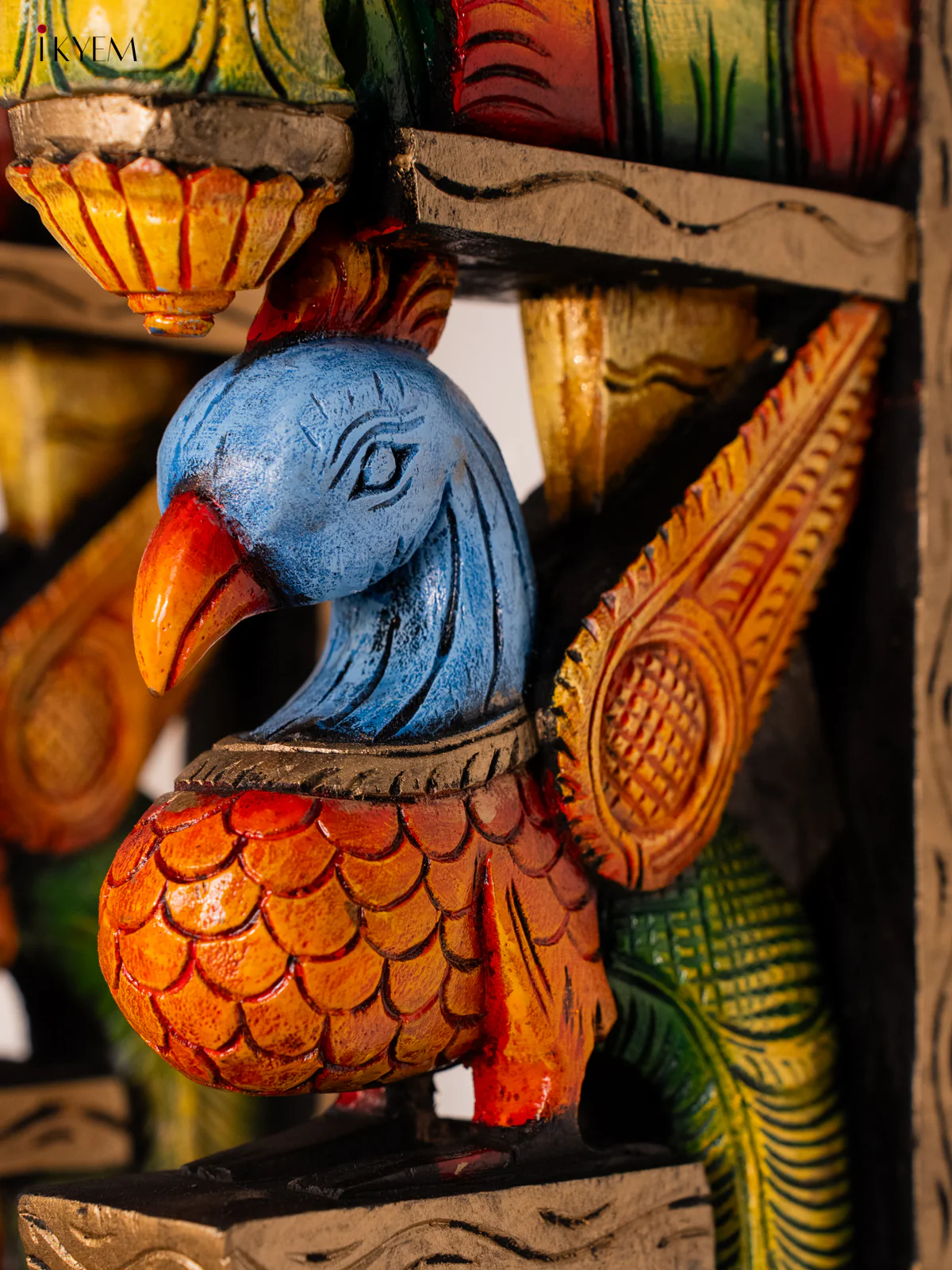Wooden Hand Painted Carved Wall Bracket set - Parrot - 18 Inches - KH14179 - Image 2