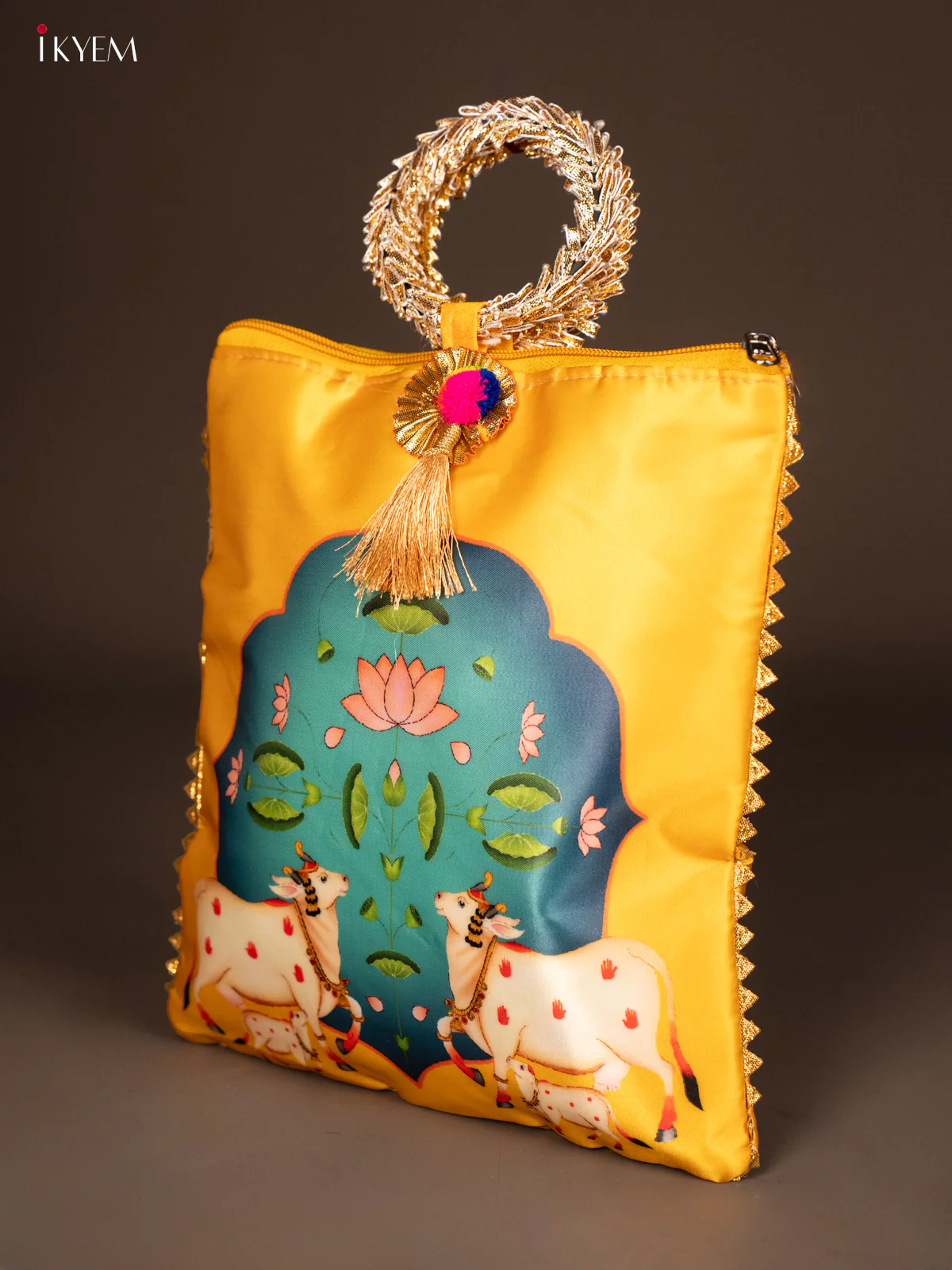 PICHWAI DIGITAL PRINTED GIFT BAG WITH BANGLE HANDLE - YELLOW - 10 Inches - KH18149 - Image 3