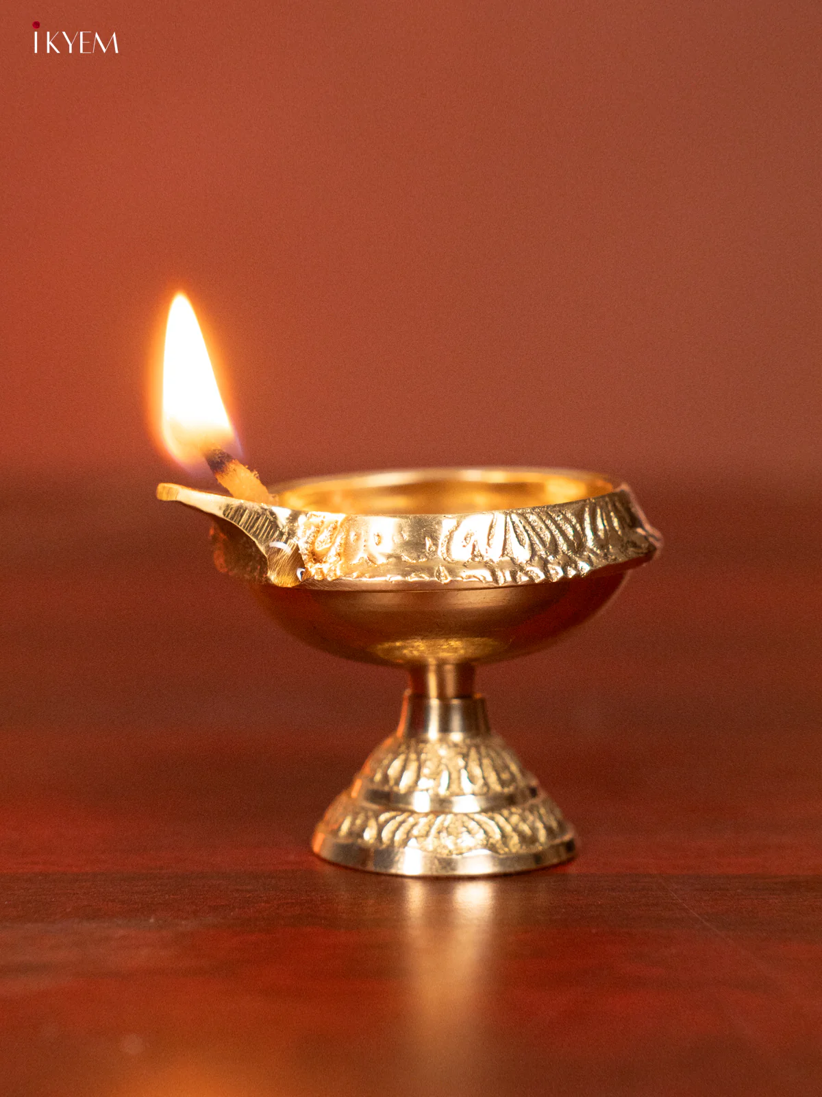 Brass Kubera Diya with Stand - 1.3 Inch - KH18190